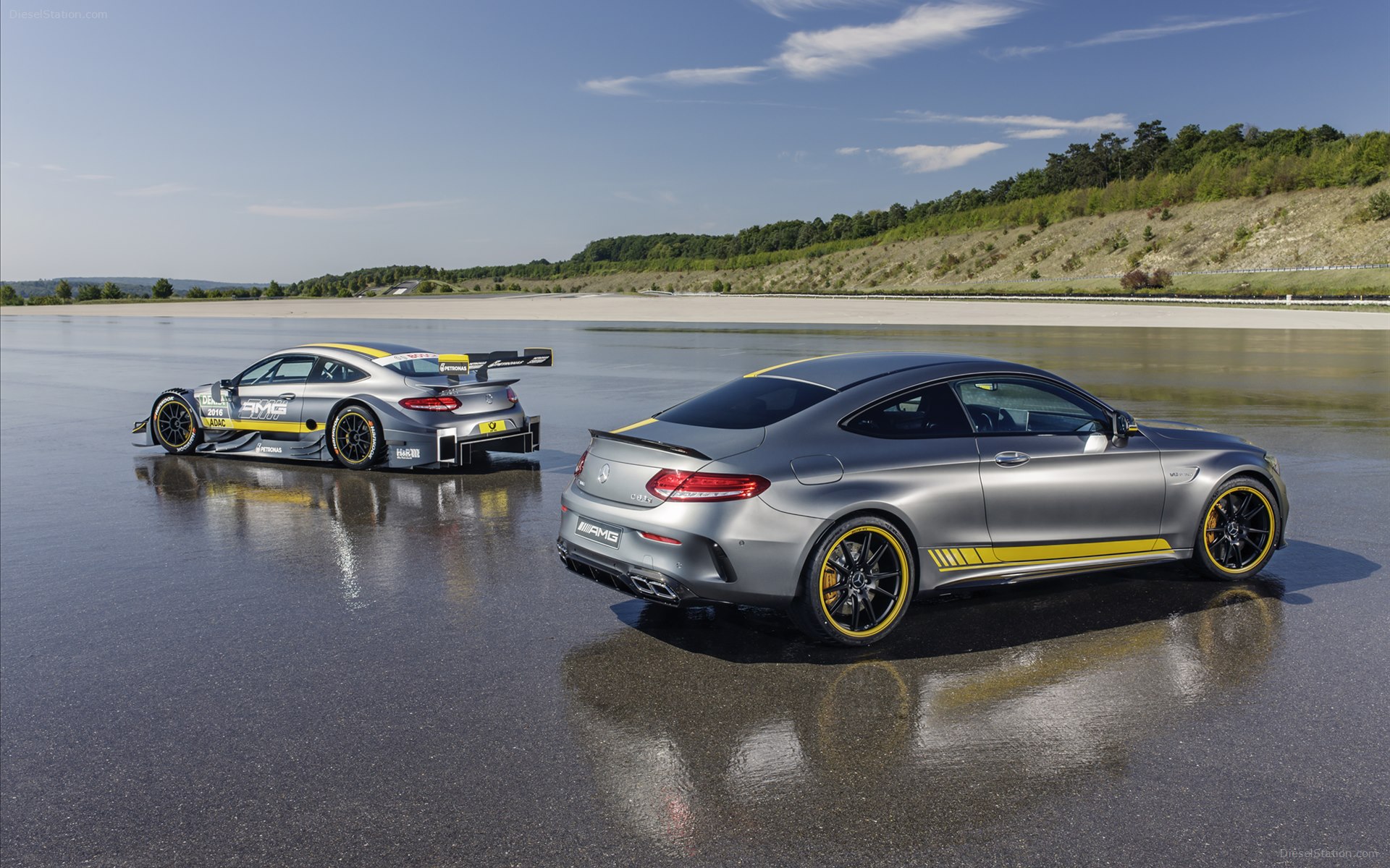 Mercedes-Benz C63 AMG Coupe Edition 1 2017 Mercedes-Benz C63 AMG Coupe Edition 1 2017