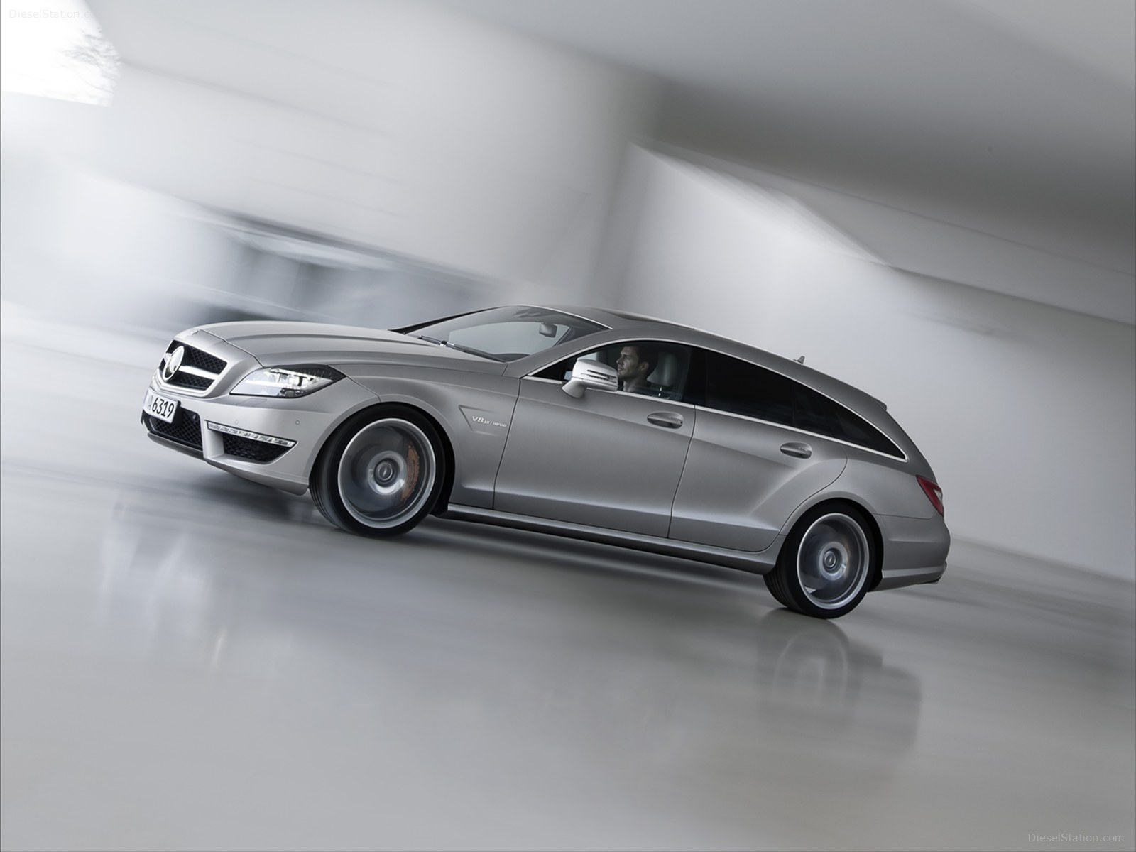 Mercedes Benz CLS 63 AMG SHOOTING BRAKE 2013 Mercedes Benz CLS 63 AMG SHOOTING BRAKE 2013