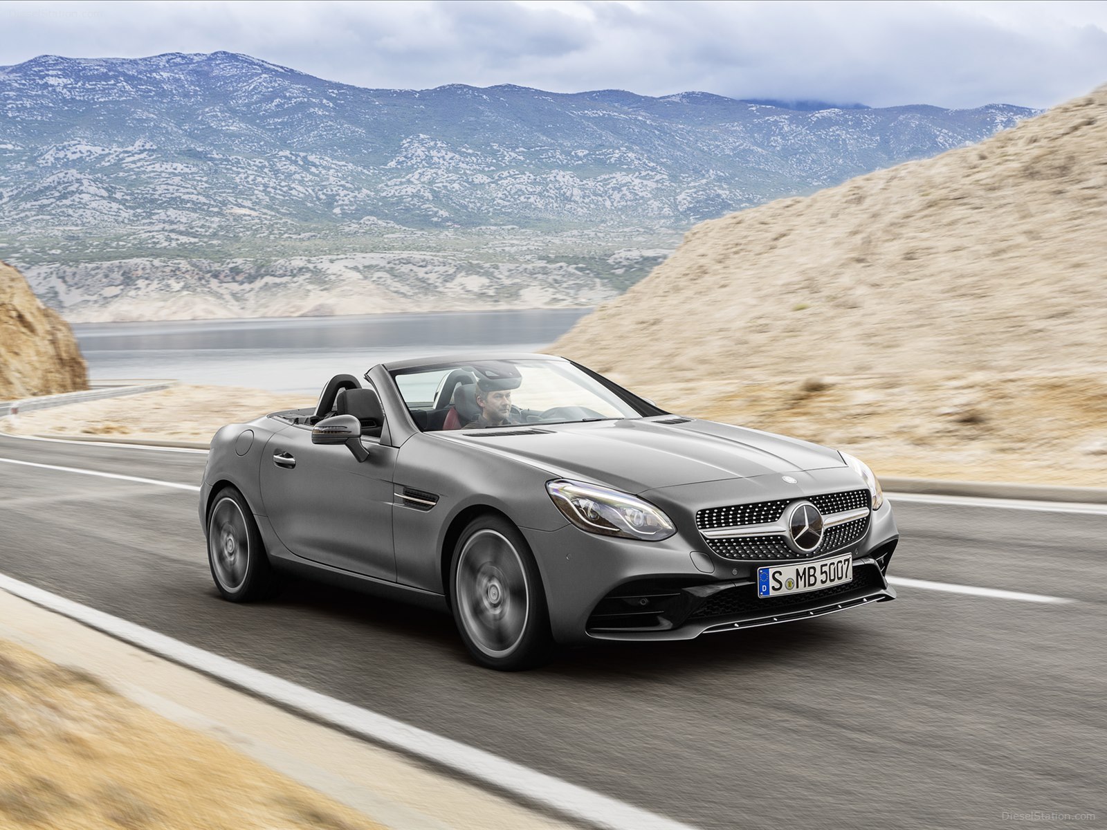 Mercedes-Benz SLC 2017