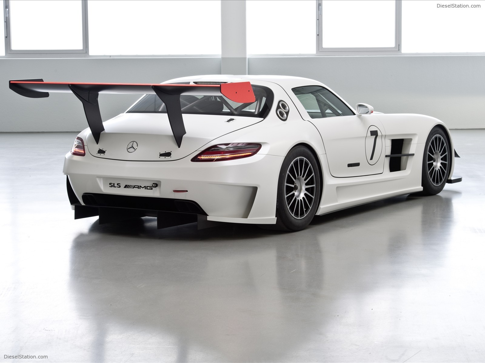 Mercedes-Benz SLS AMG GT3 2011