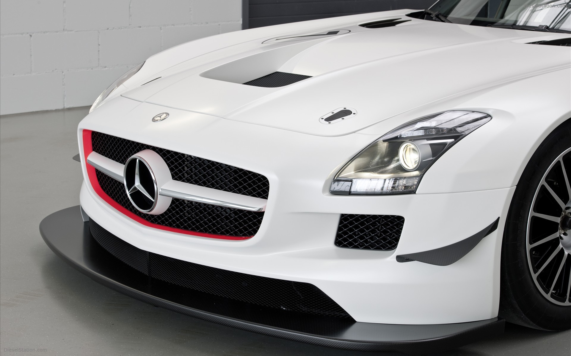 Mercedes-Benz SLS AMG GT3 2011