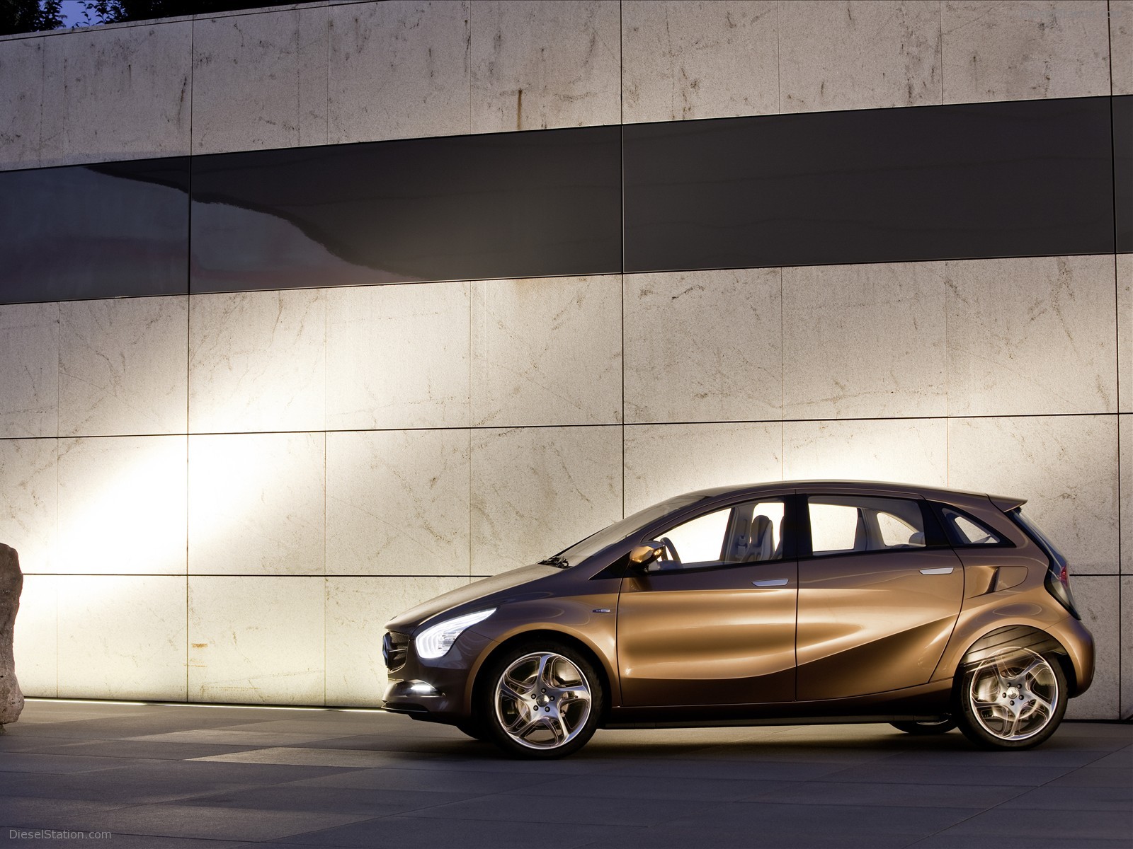 Mercedes-Benz BlueZERO E-CELL PLUS