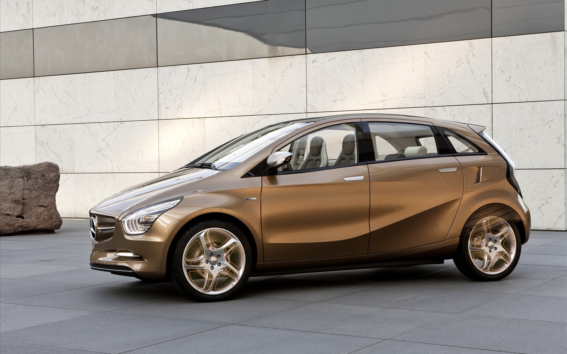 Mercedes-Benz BlueZERO E-CELL PLUS