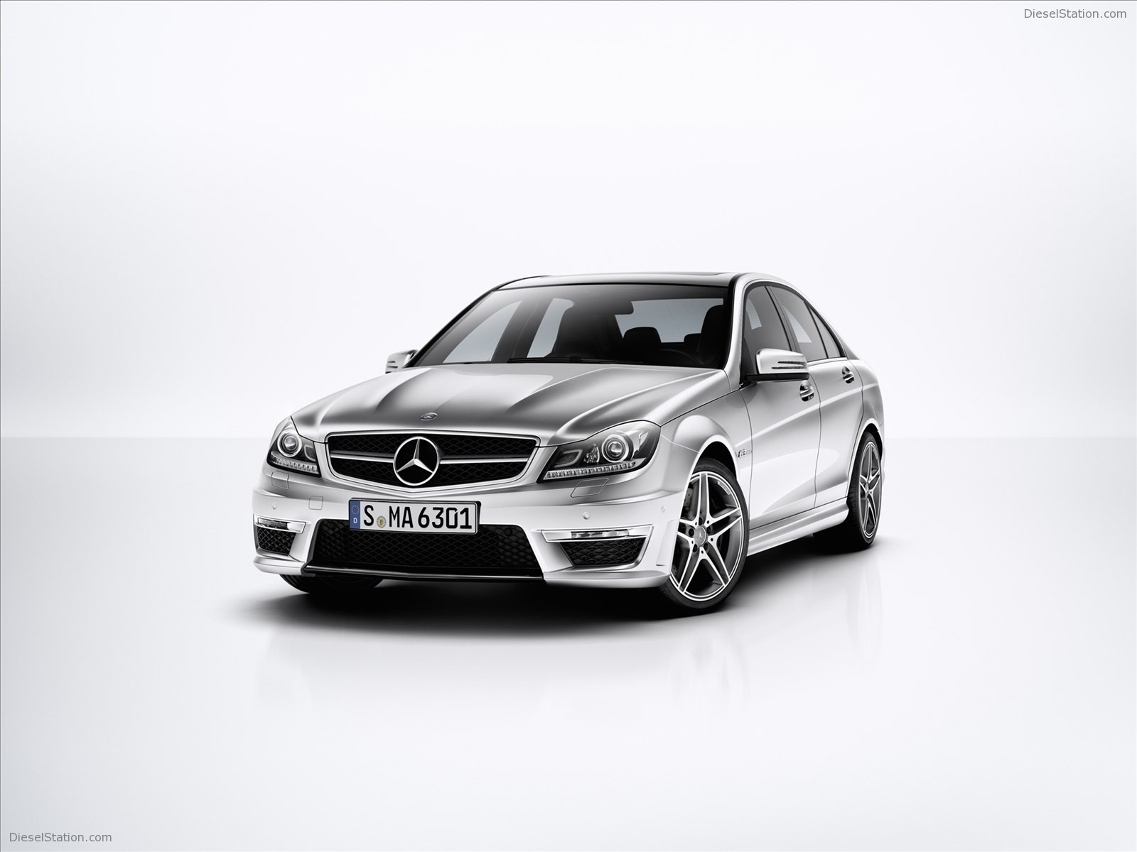 Mercedes Benz C 63 AMG 2012