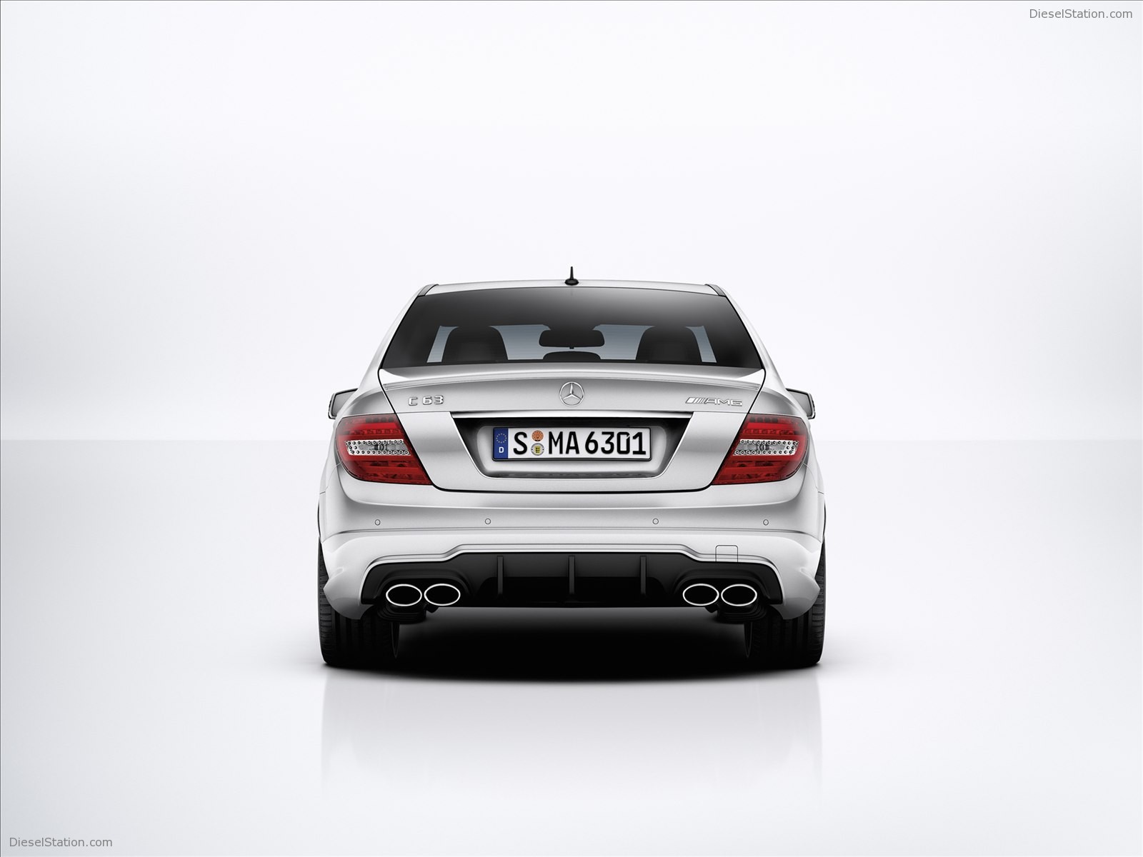 Mercedes Benz C 63 AMG 2012