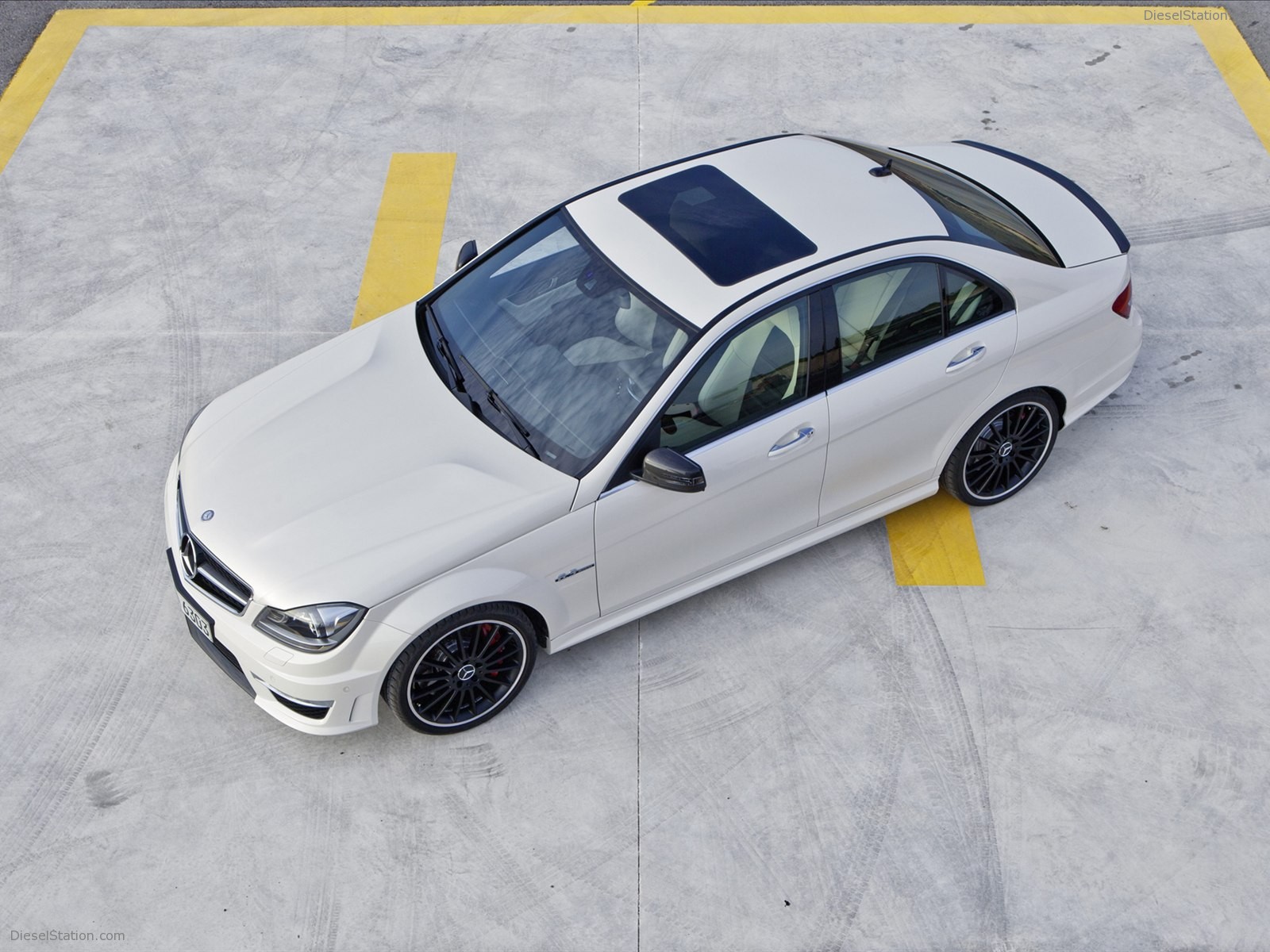 Mercedes Benz C 63 AMG 2012