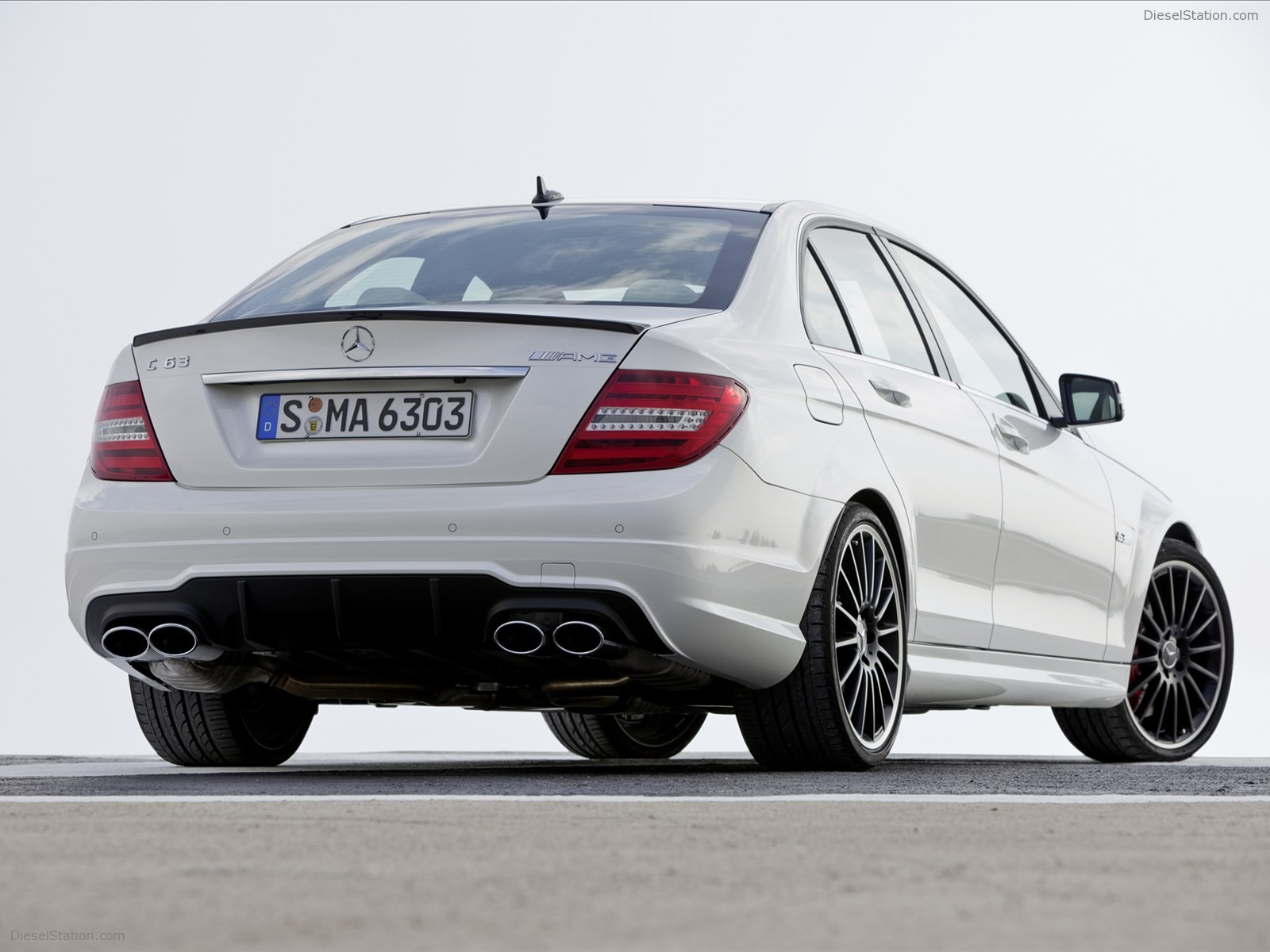 Mercedes Benz C 63 AMG 2012