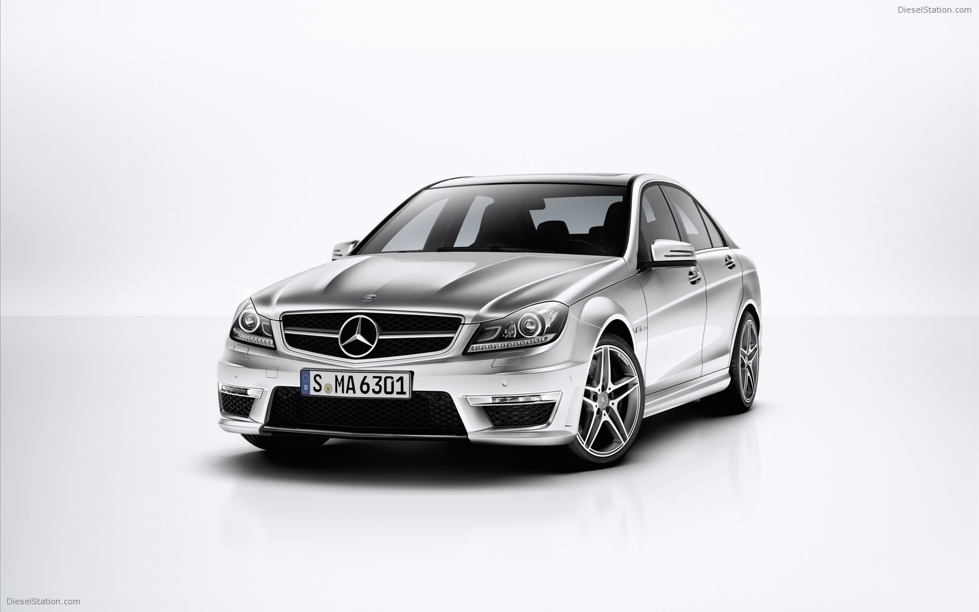 Mercedes Benz C 63 AMG 2012