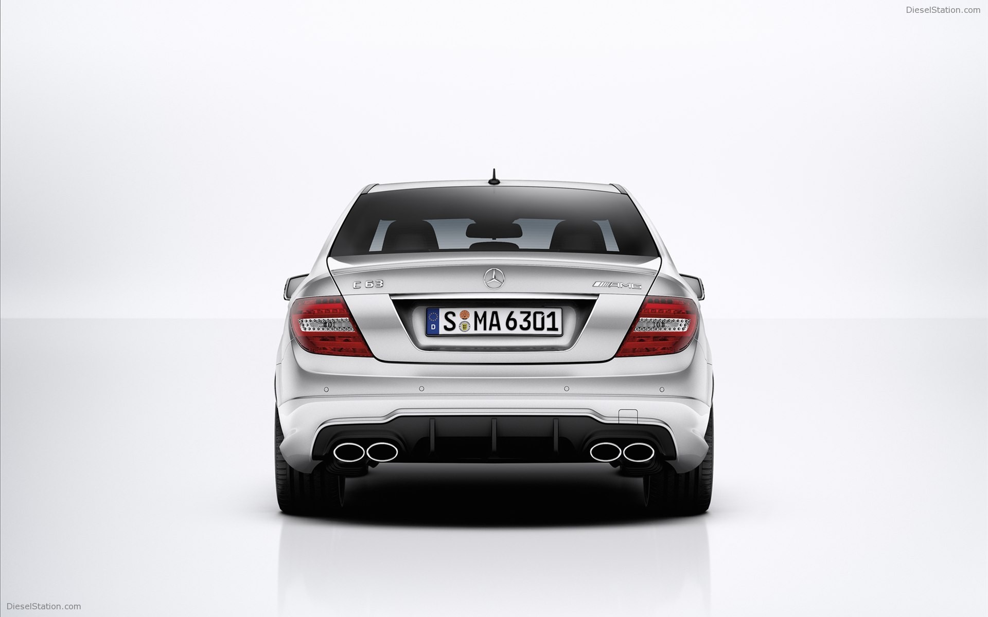 Mercedes Benz C 63 AMG 2012