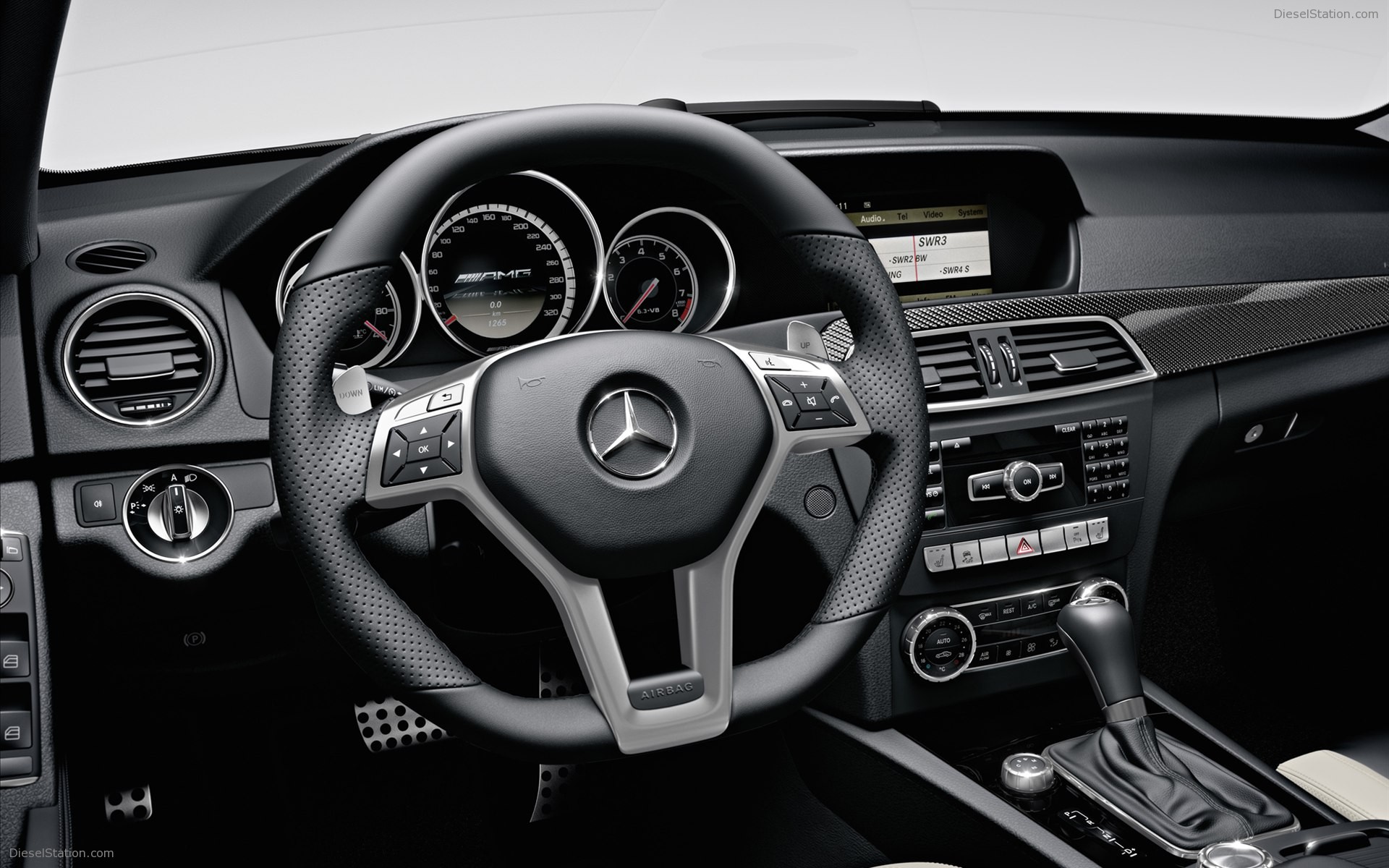 Mercedes Benz C 63 AMG 2012