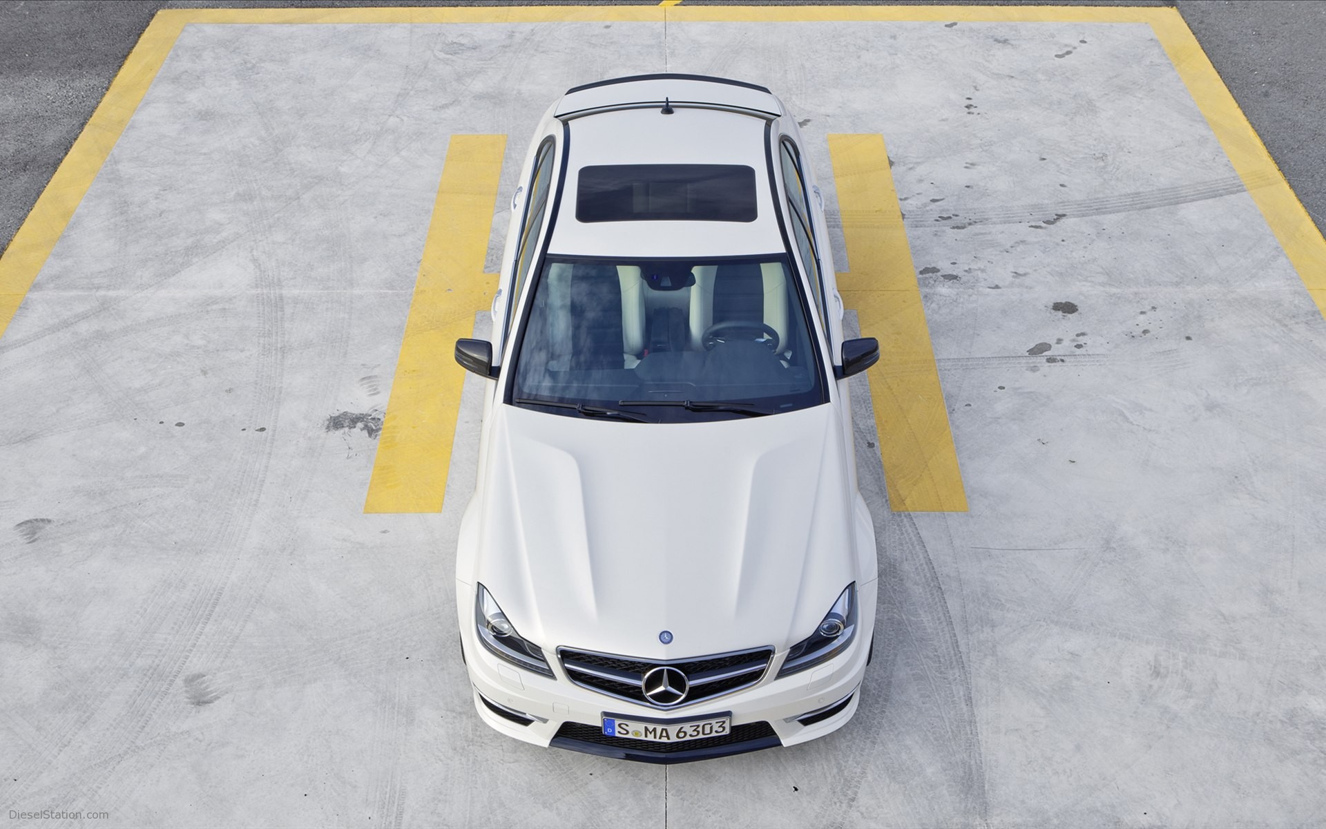 Mercedes Benz C 63 AMG 2012