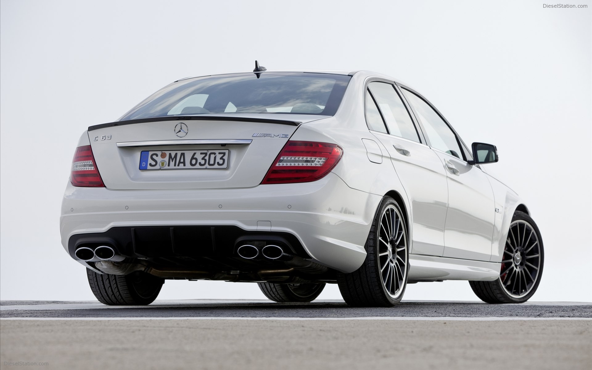 Mercedes Benz C 63 AMG 2012