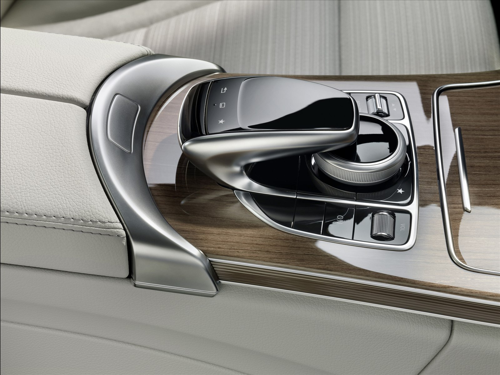 Mercedes-Benz C-Class 2015