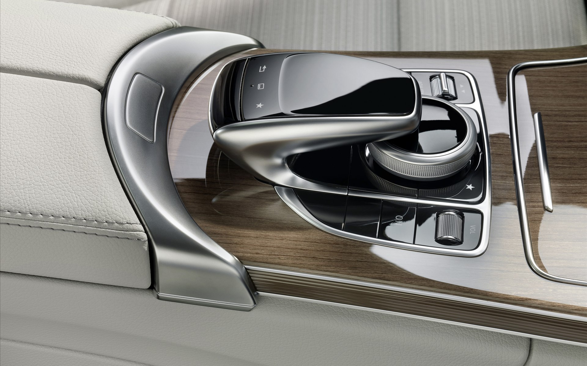 Mercedes-Benz C-Class 2015