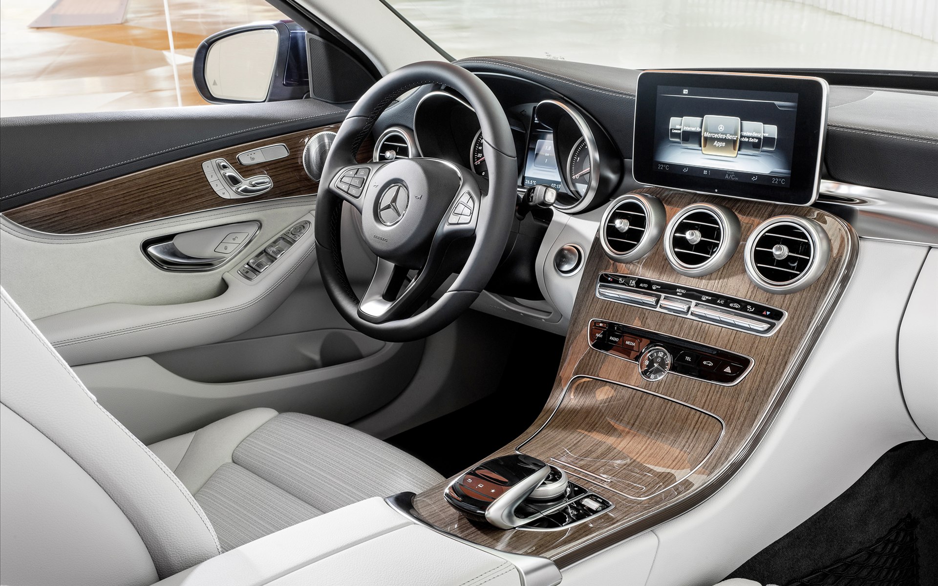 Mercedes-Benz C-Class 2015