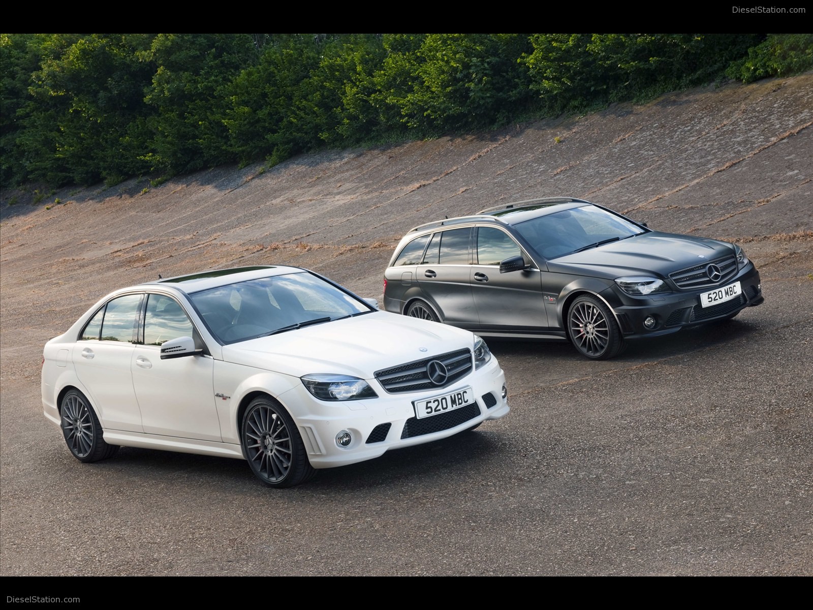 Mercedes C-Class DR 520 2011