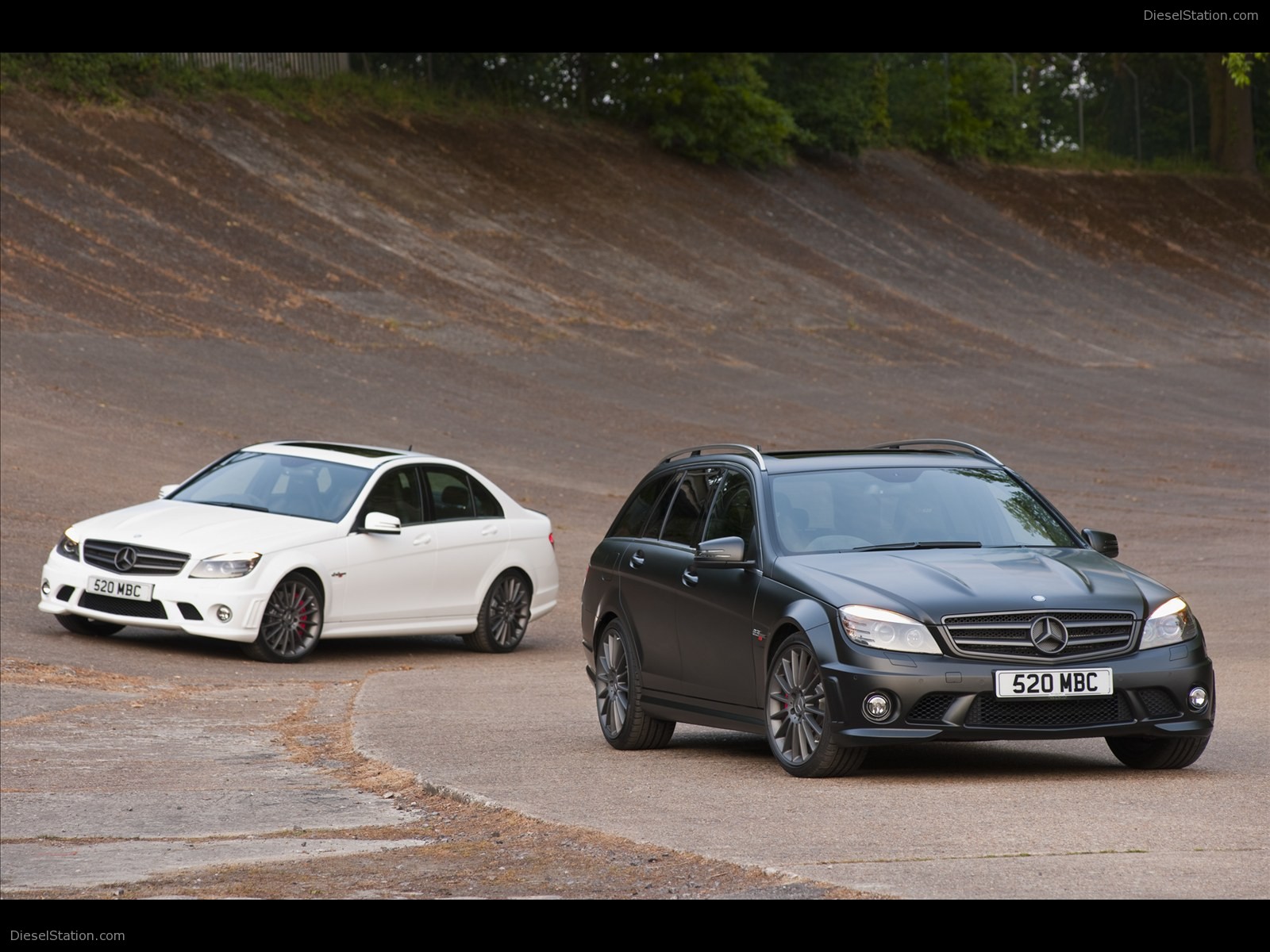 Mercedes C-Class DR 520 2011