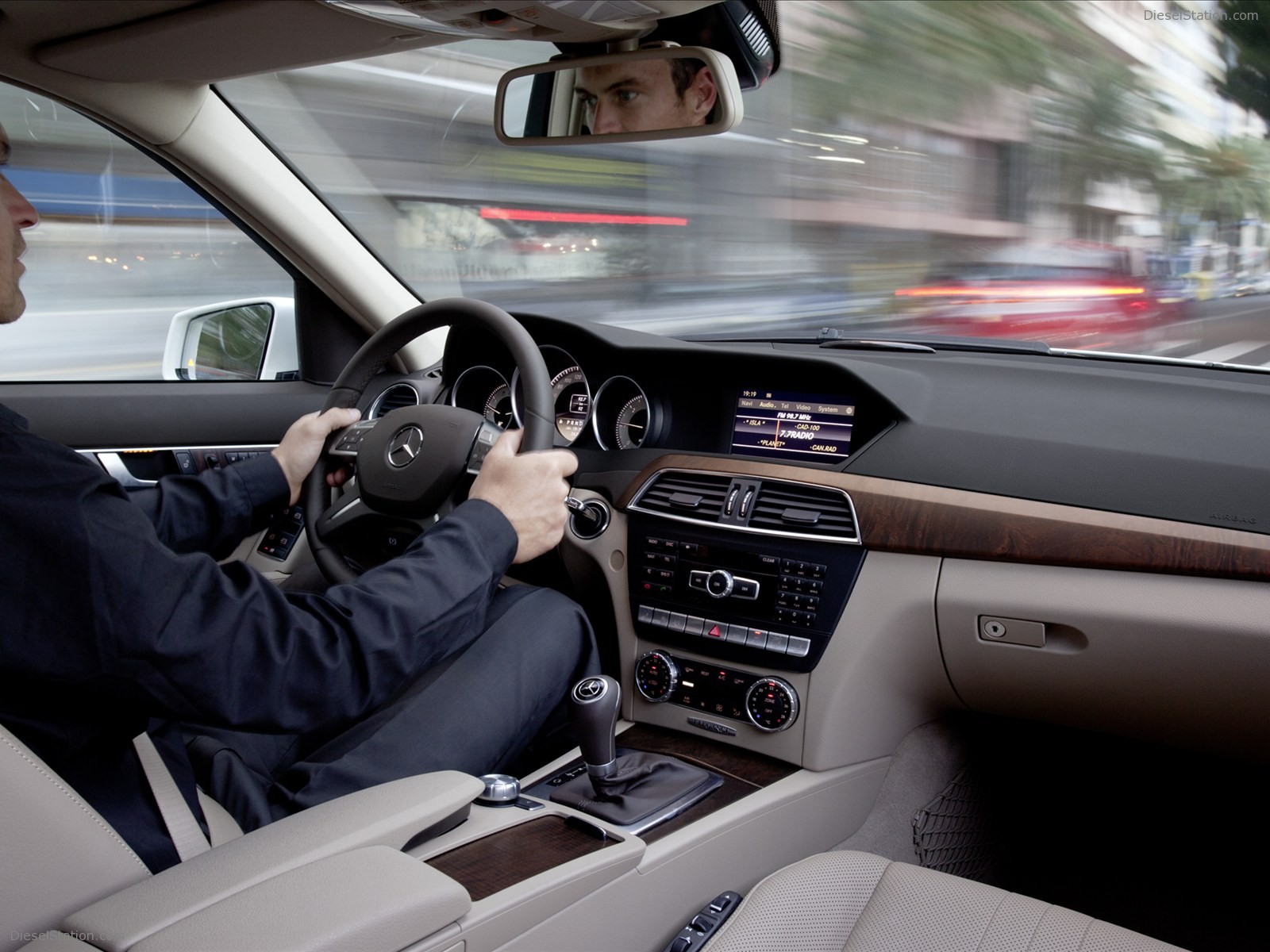 Mercedes benz C-Class Sedan 2012
