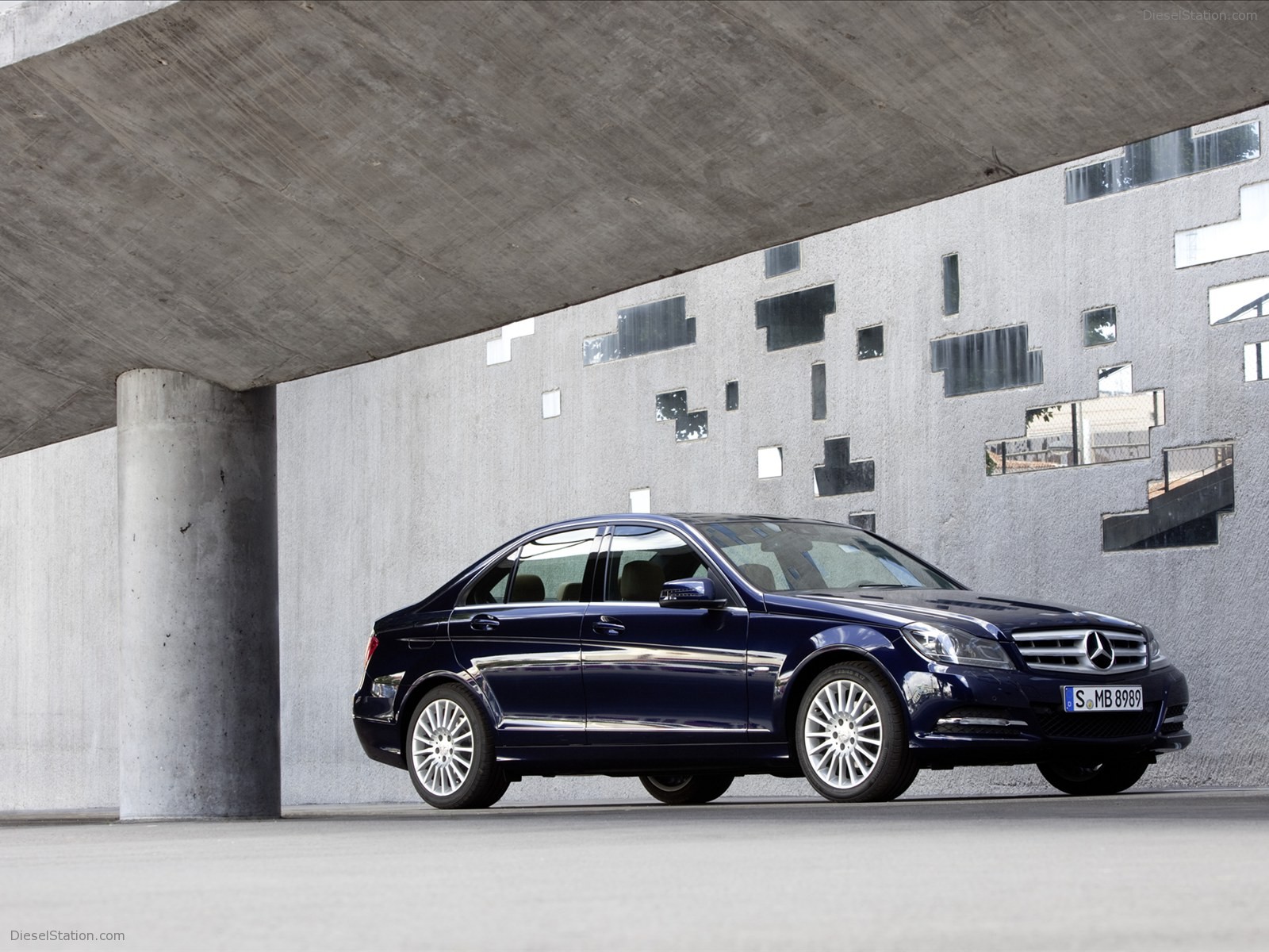 Mercedes benz C-Class Sedan 2012