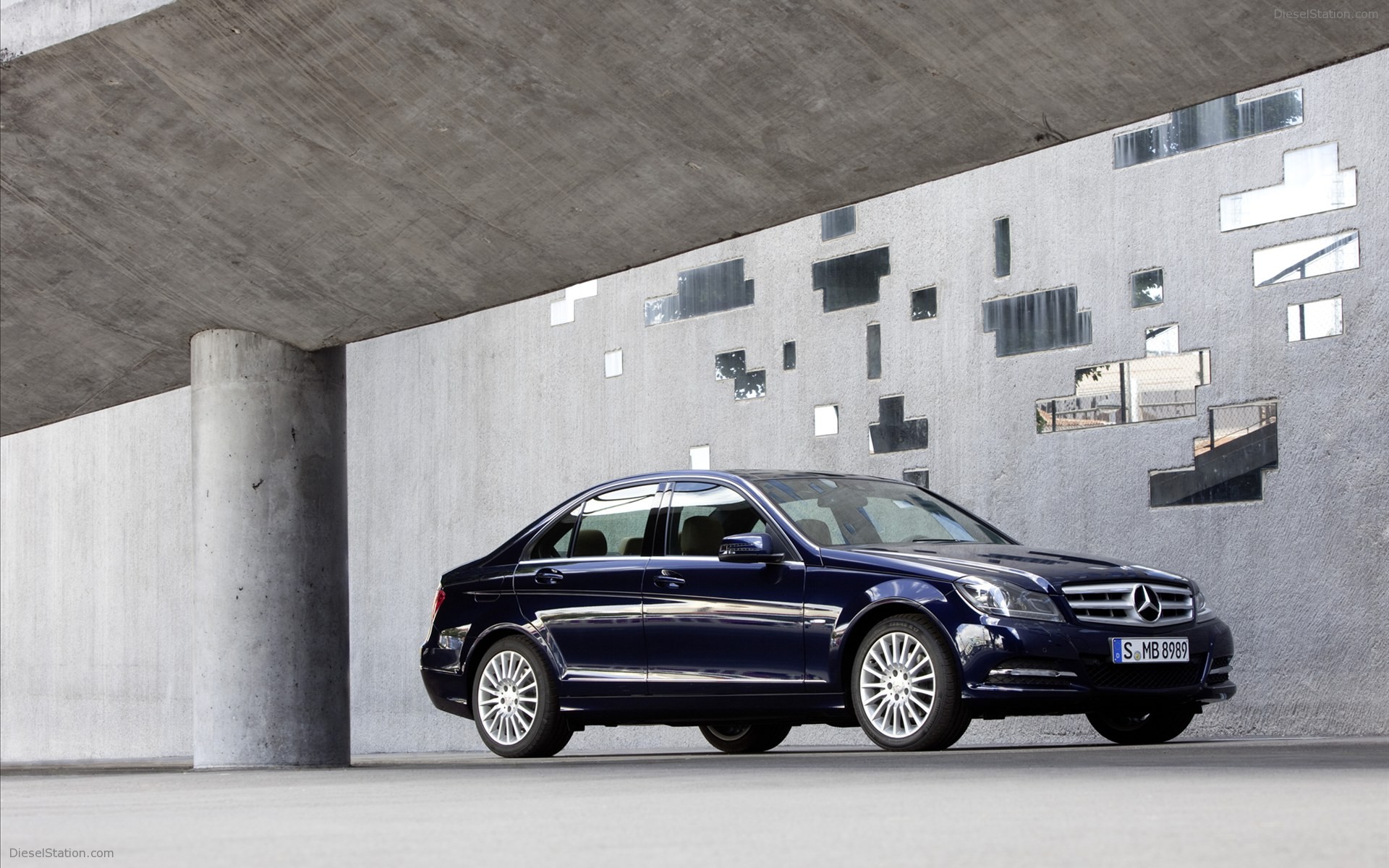 Mercedes benz C-Class Sedan 2012