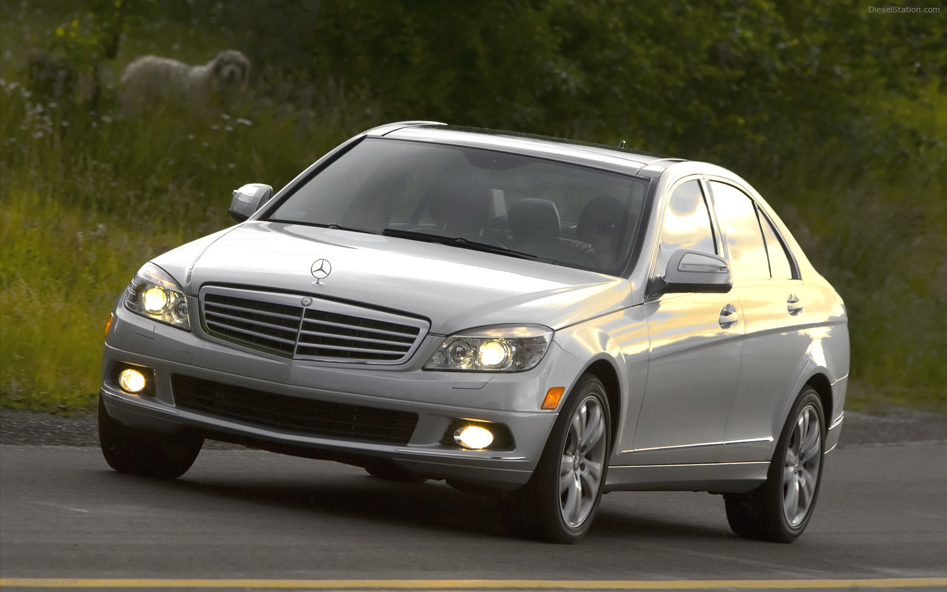 MERCEDES-BENZ C-CLASS ENHANCED FOR 2009 MERCEDES-BENZ C-CLASS ENHANCED FOR 2009