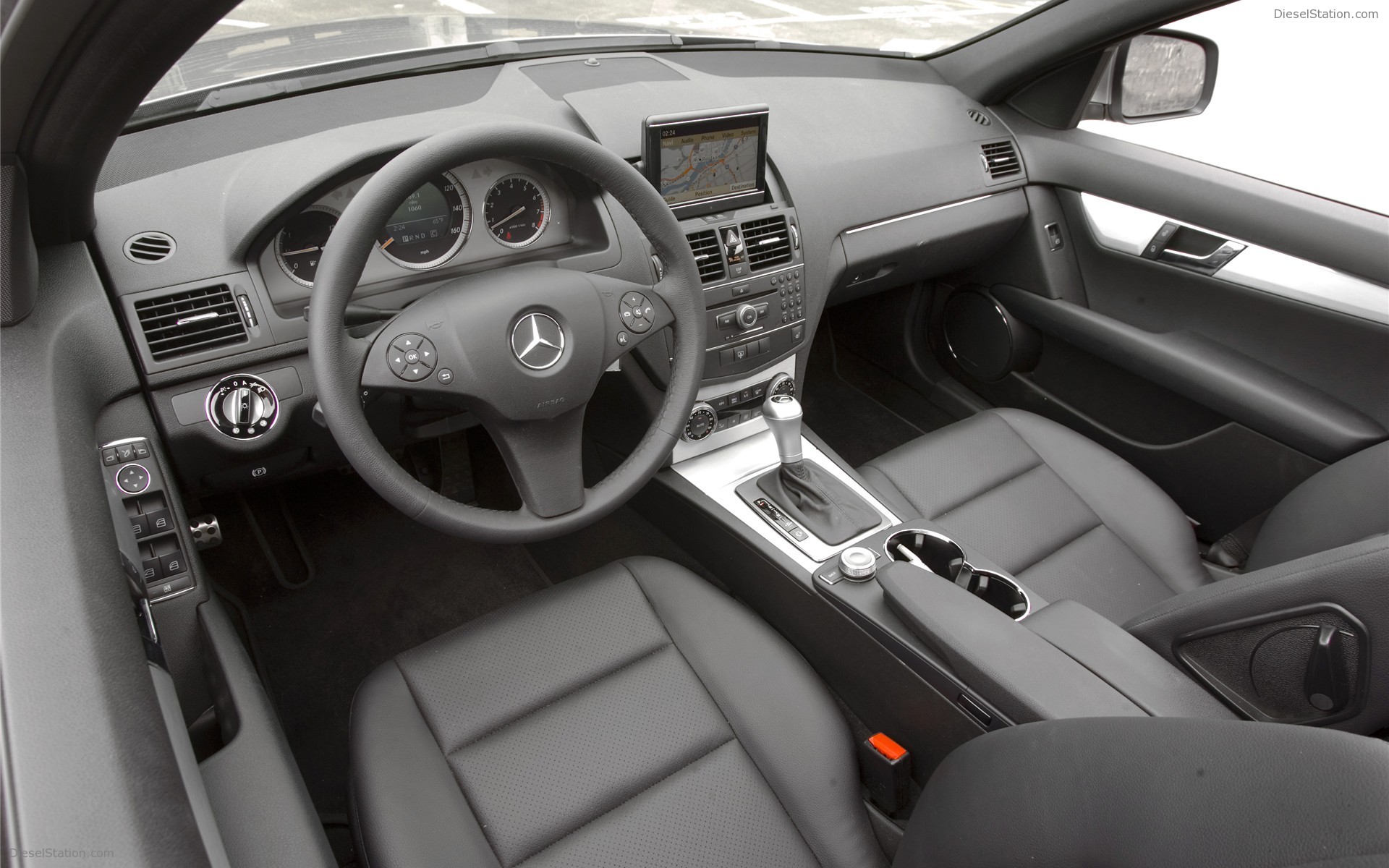 MERCEDES-BENZ C-CLASS ENHANCED FOR 2009 MERCEDES-BENZ C-CLASS ENHANCED FOR 2009