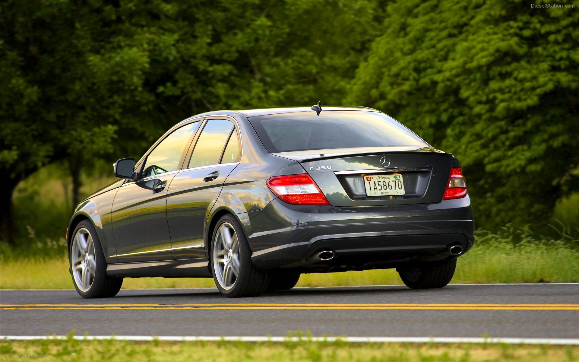 MERCEDES-BENZ C-CLASS ENHANCED FOR 2009 
