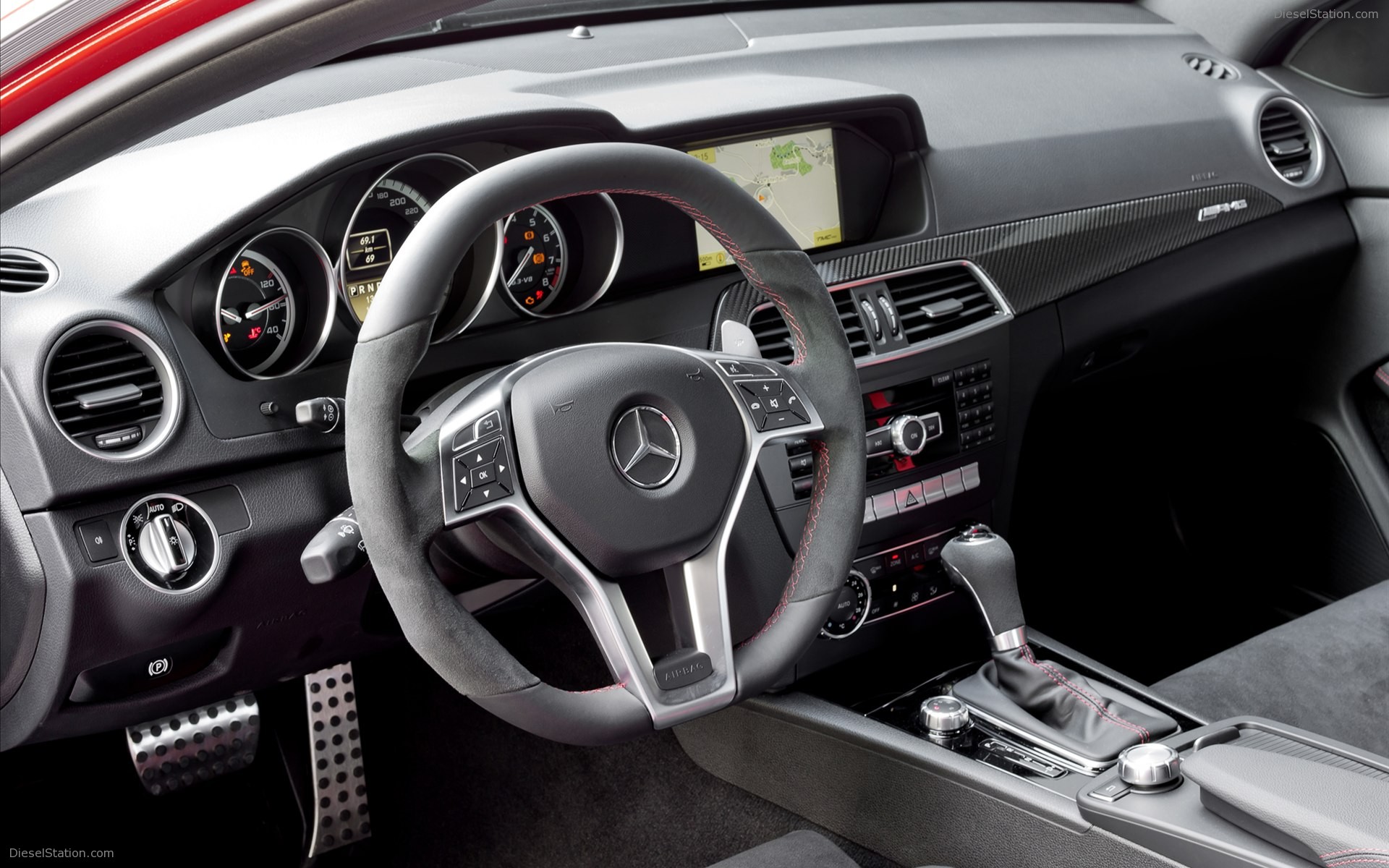 Mercedes Benz C63 AMG Coupe Black Series 2012 Mercedes Benz C63 AMG Coupe Black Series 2012
