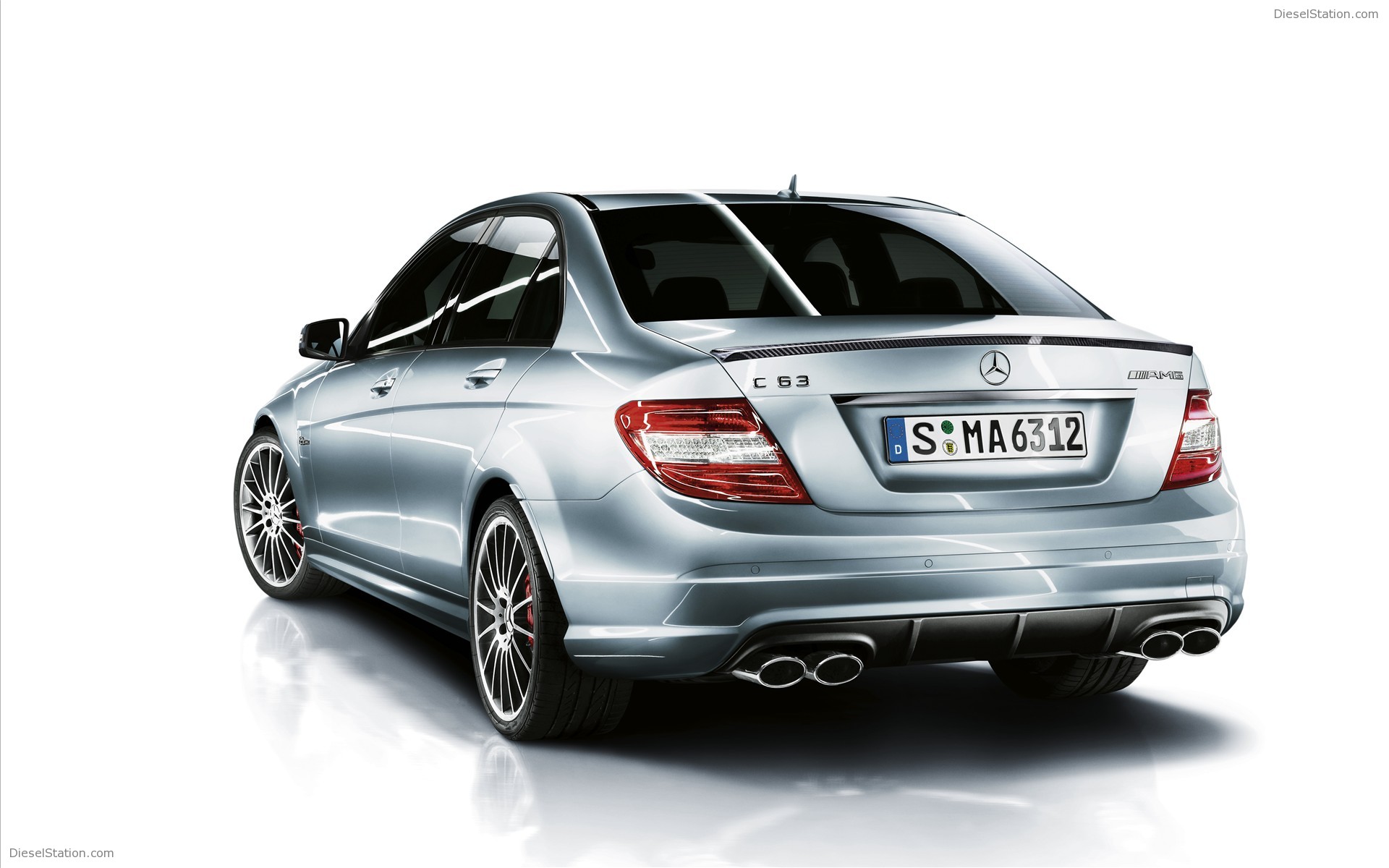 Mercedes C63 AMG Performance Package Plus Mercedes C63 AMG Performance Package Plus