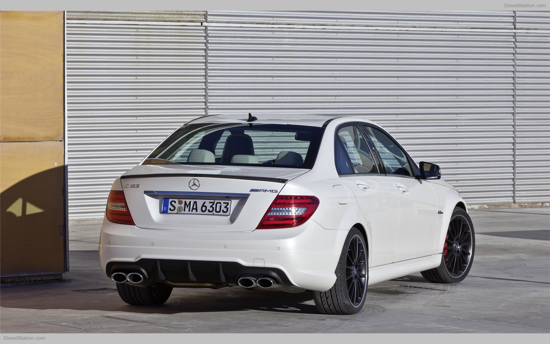 Mercedes-Benz C63 AMG Sedan 2012