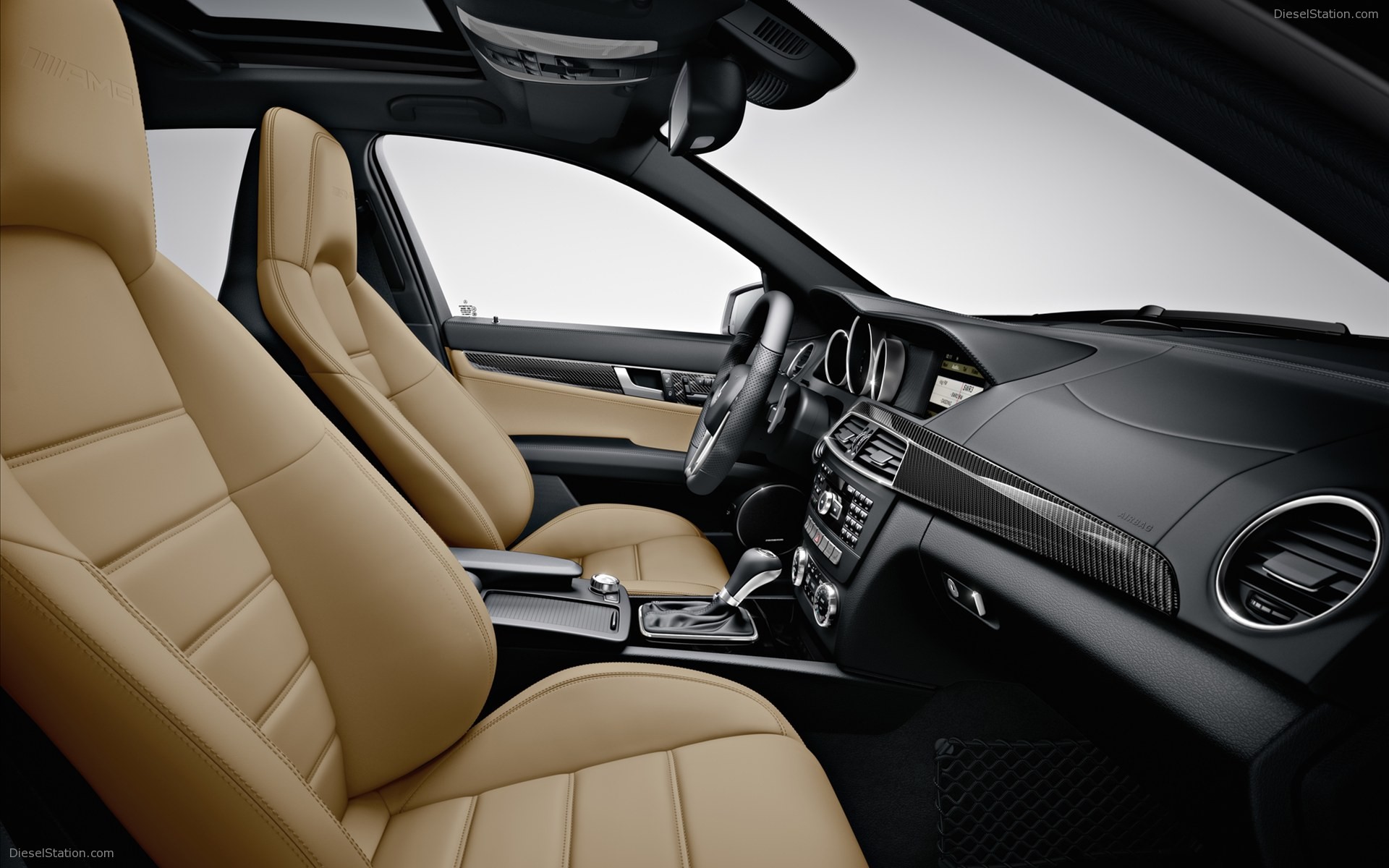 Mercedes-Benz C63 AMG Sedan 2012