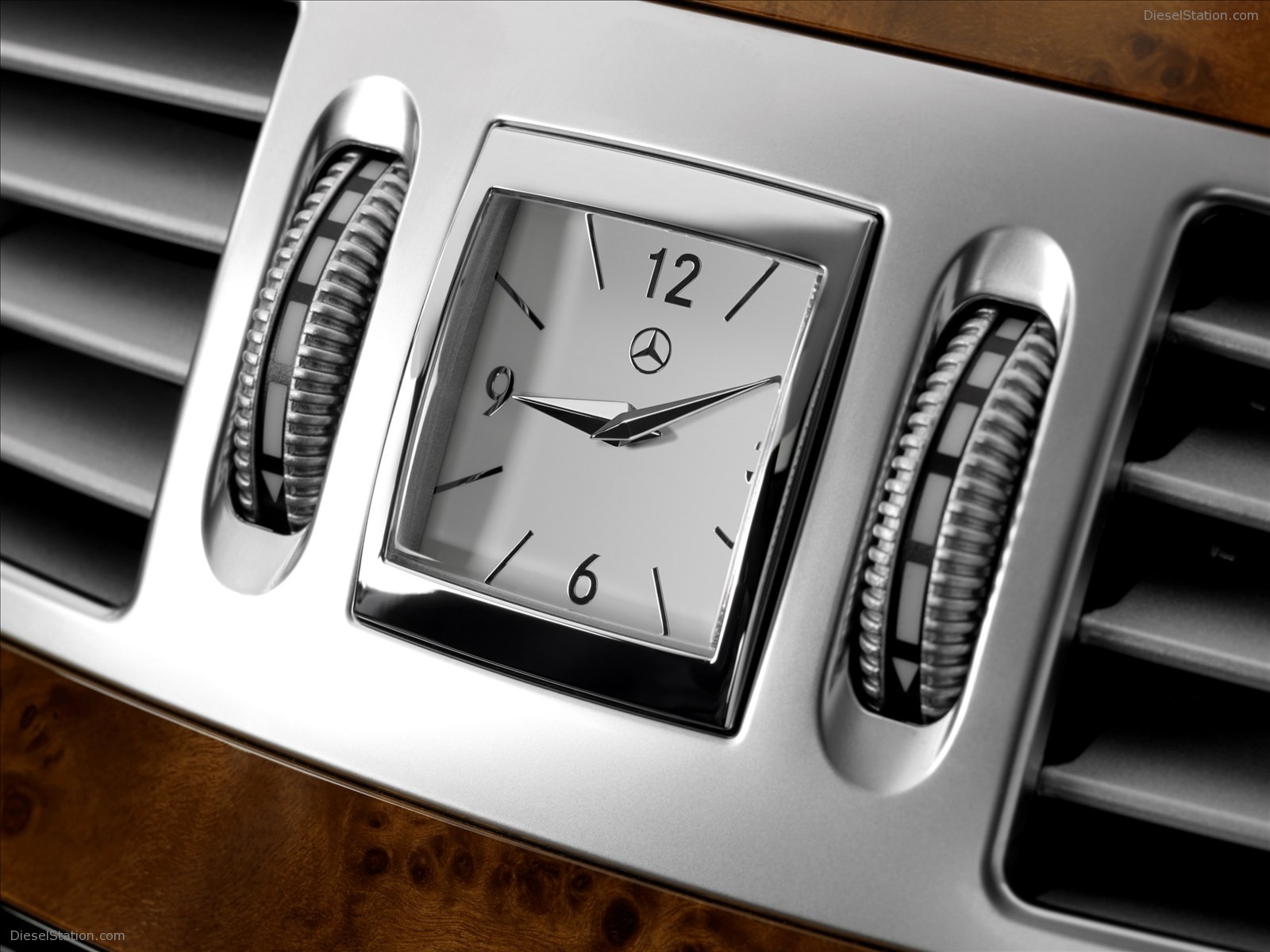 Mercedes-Benz CL-Class 2011