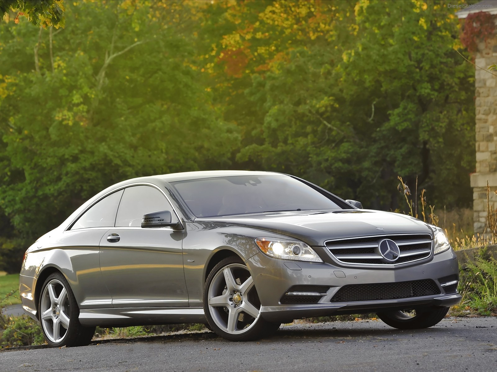 Mercedes-Benz CL550 4MATIC 2011