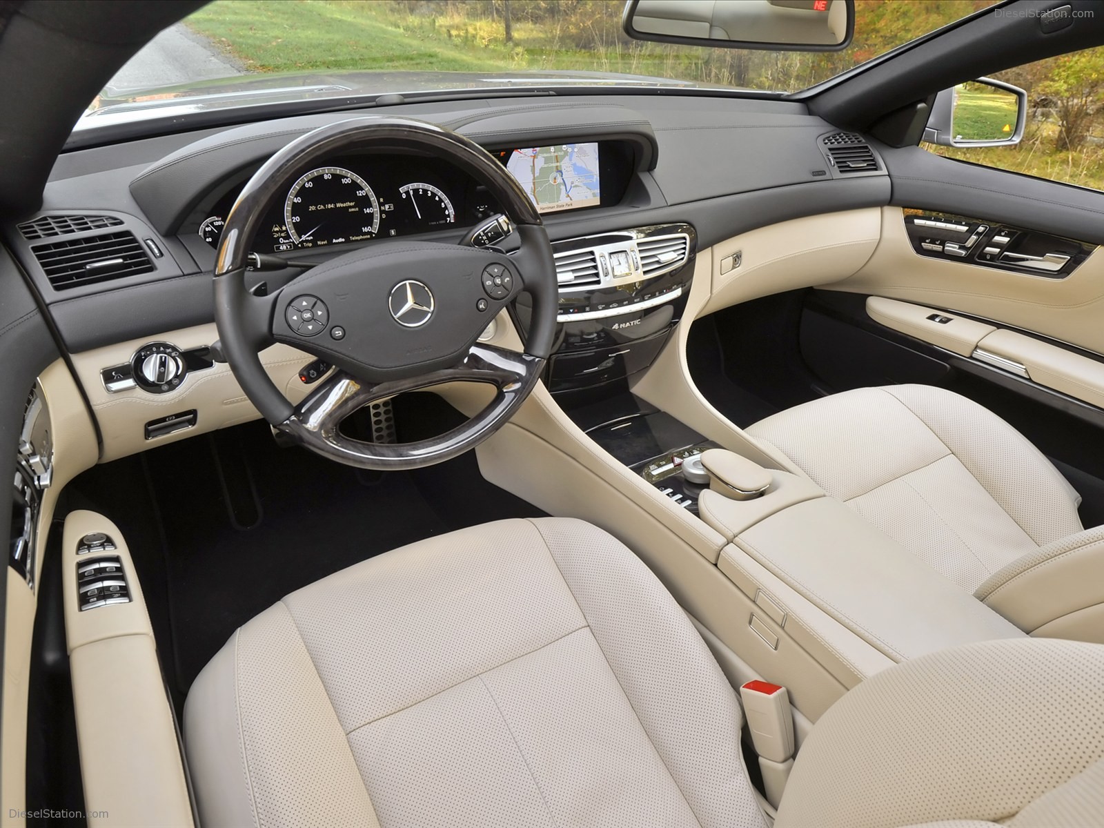 Mercedes-Benz CL550 4MATIC 2011