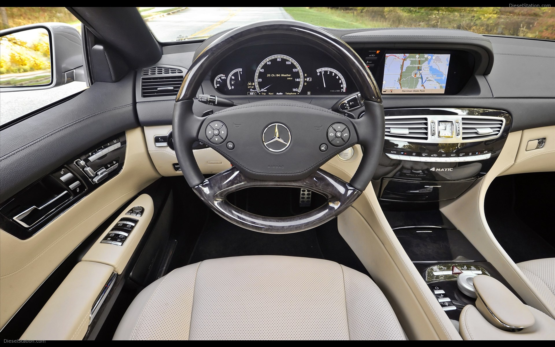 Mercedes-Benz CL550 4MATIC 2011