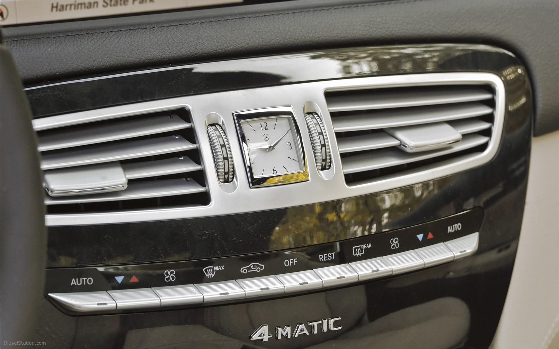 Mercedes-Benz CL550 4MATIC 2011