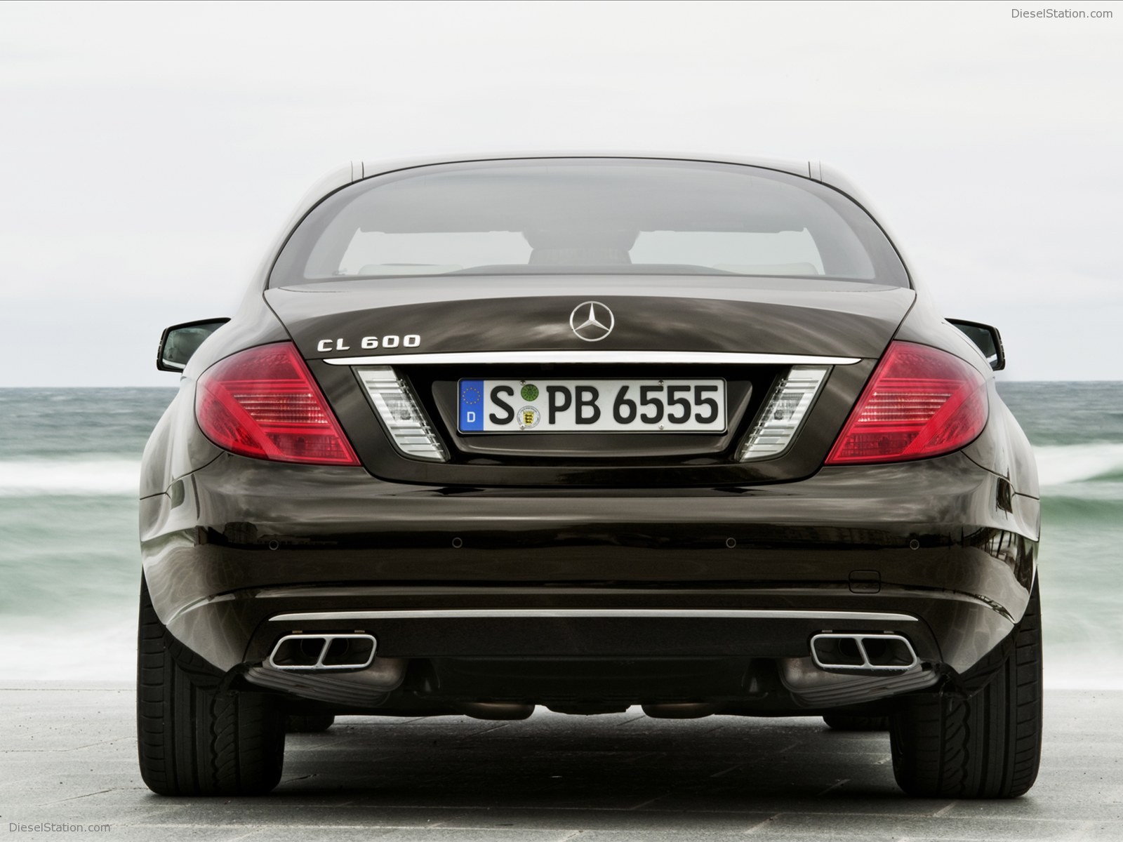 Mercedes-Benz CL600 2011
