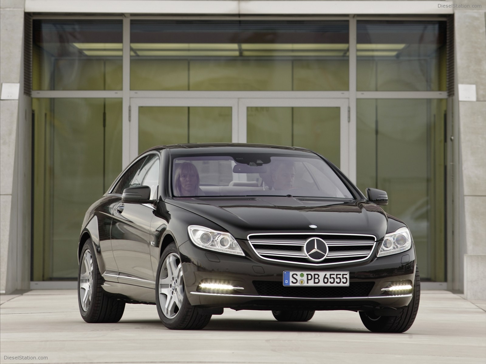 Mercedes-Benz CL600 2011