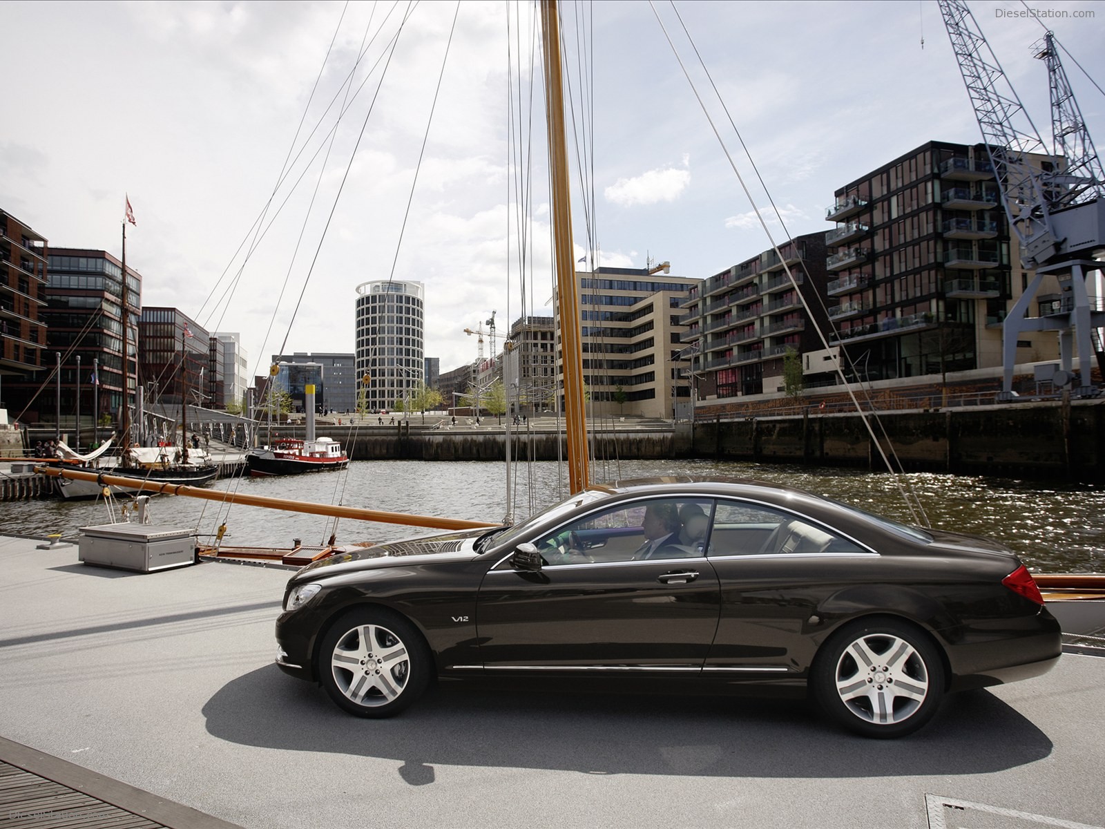 Mercedes-Benz CL600 2011