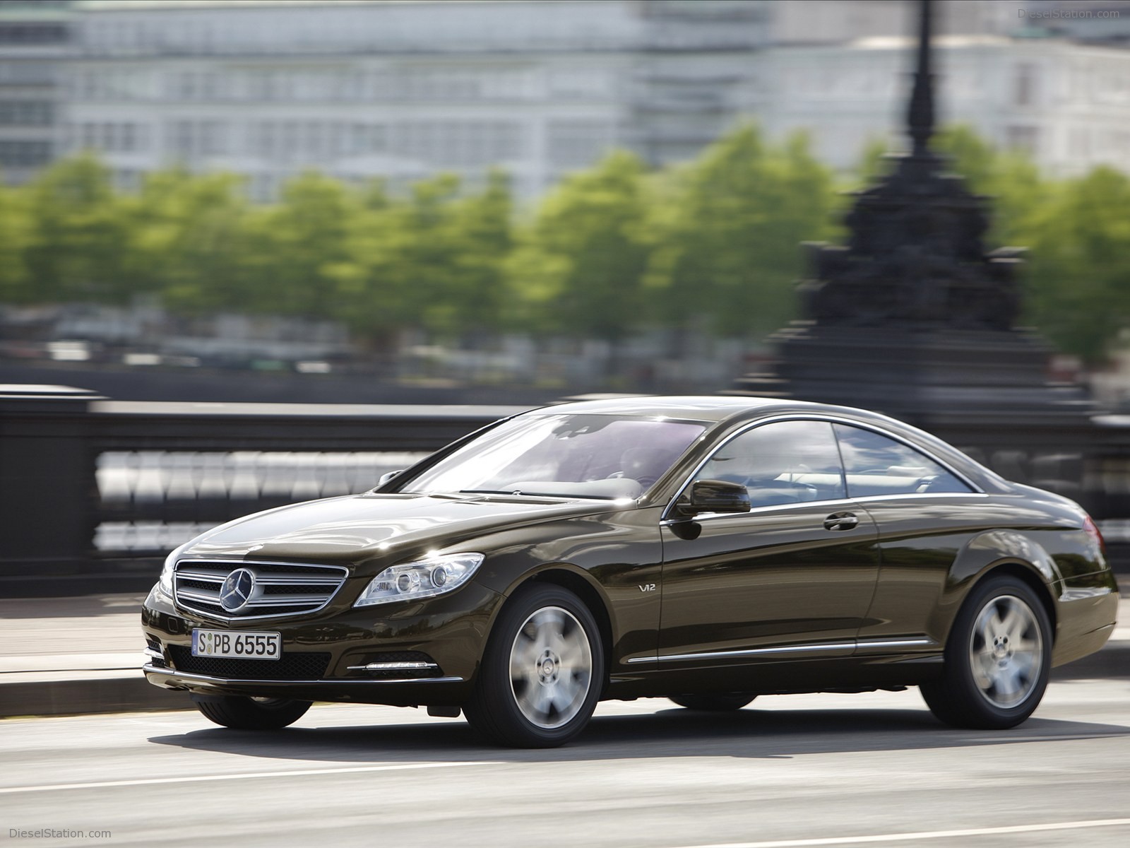 Mercedes-Benz CL600 2011