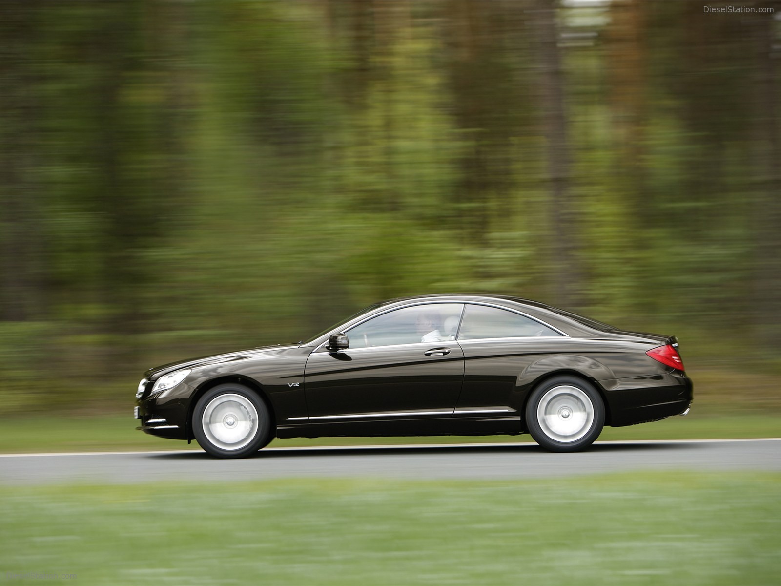 Mercedes-Benz CL600 2011