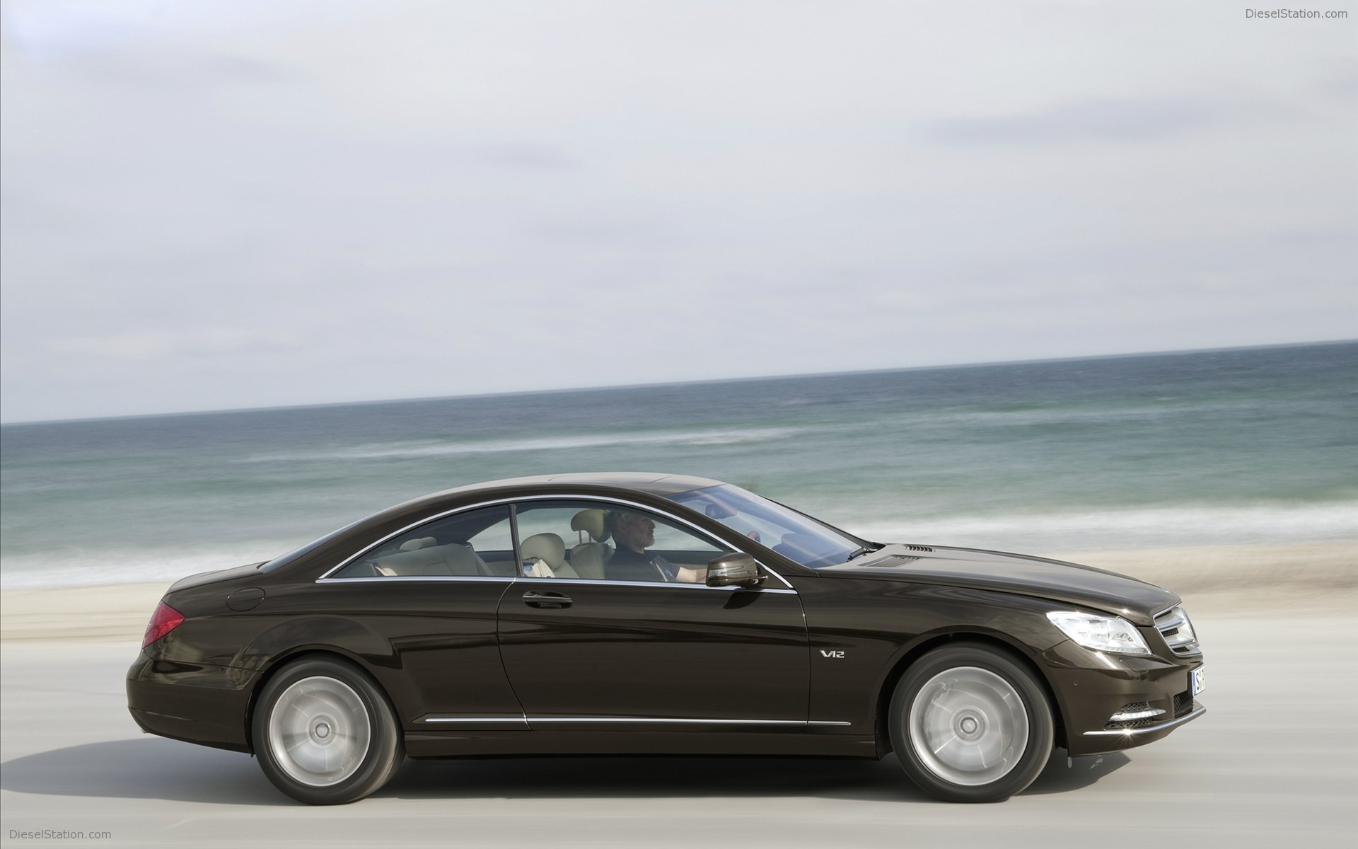 Mercedes-Benz CL600 2011