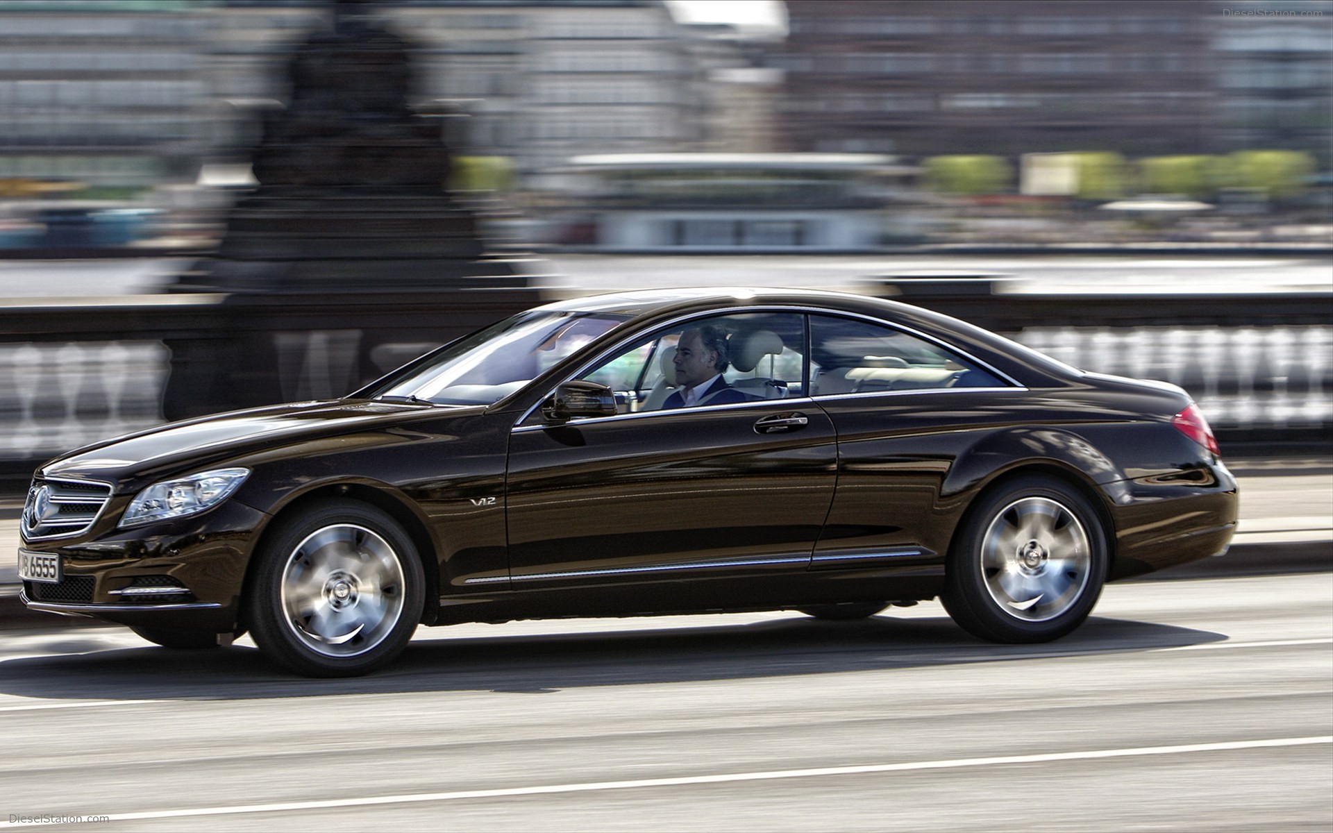 Mercedes-Benz CL600 2011