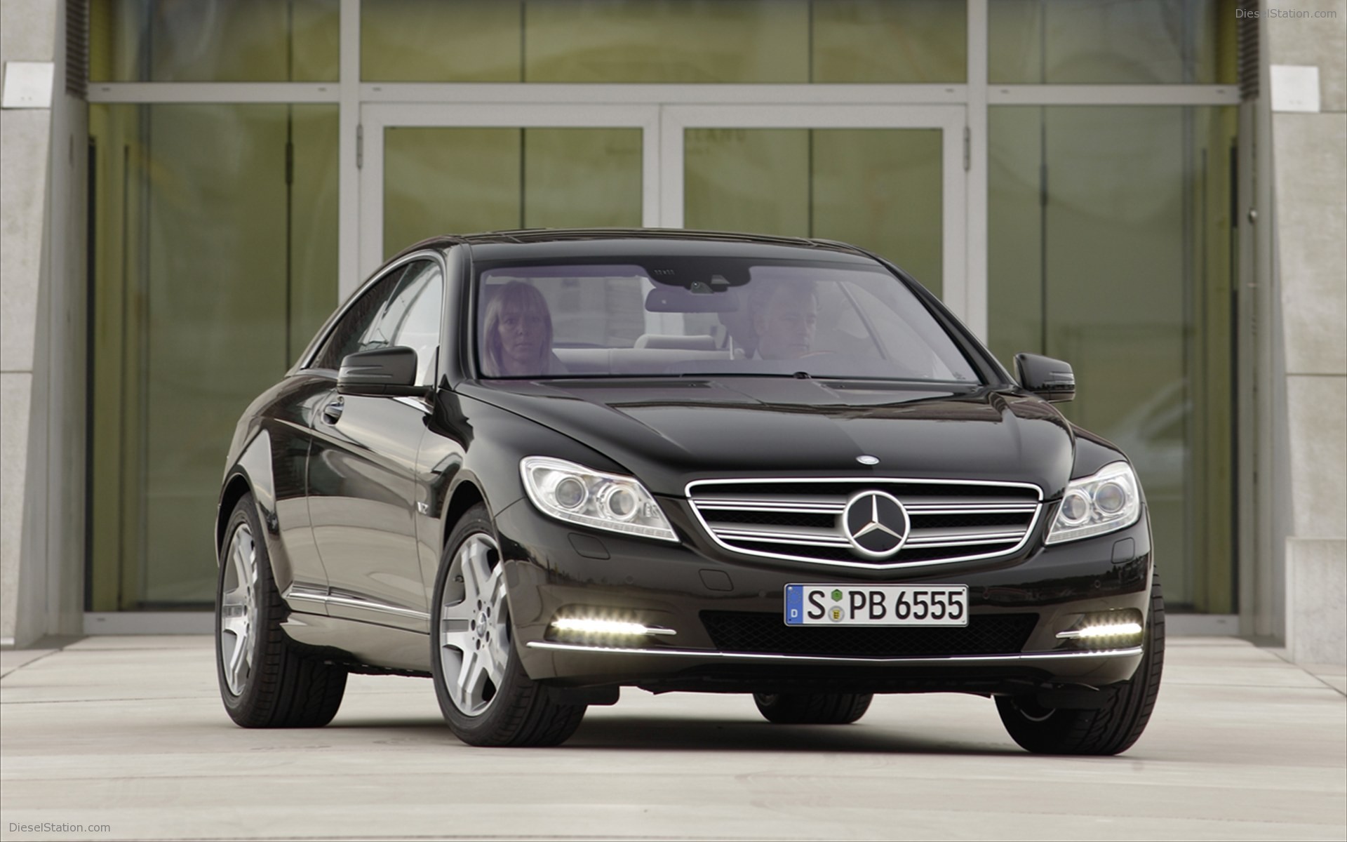 Mercedes-Benz CL600 2011