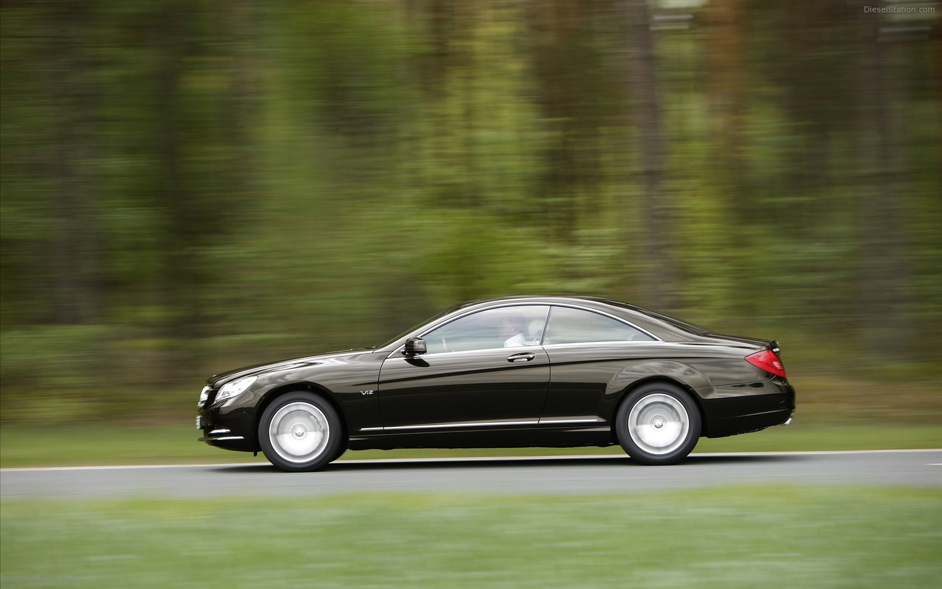 Mercedes-Benz CL600 2011
