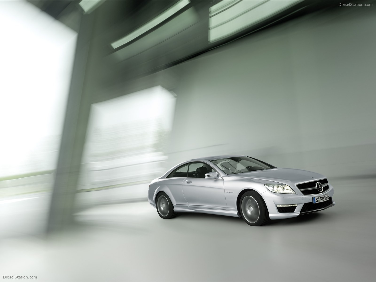 Mercedes-Benz CL63 AMG 2011