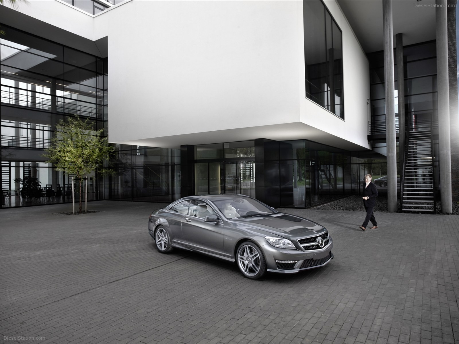 Mercedes-Benz CL63 AMG 2011