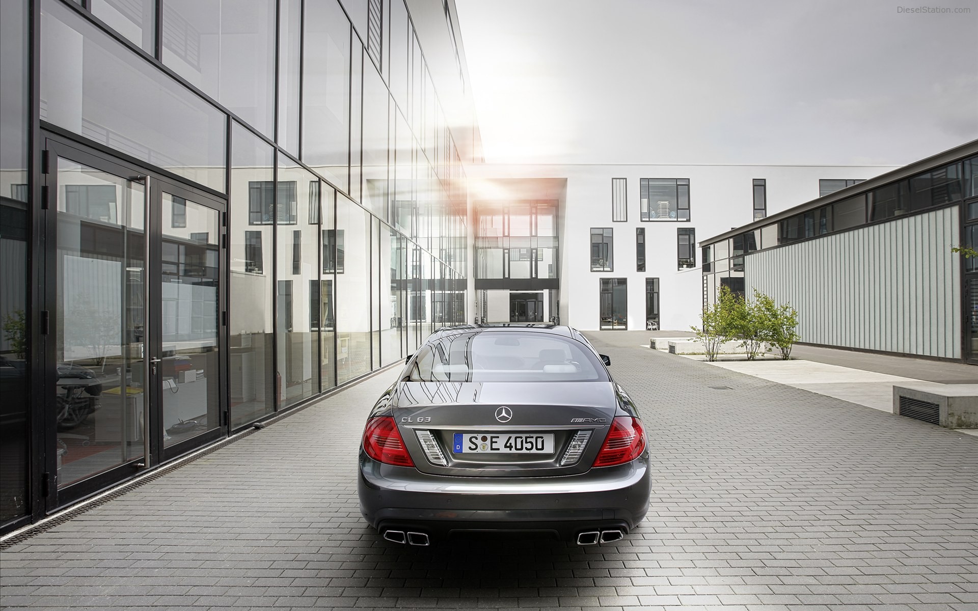 Mercedes-Benz CL63 AMG 2011