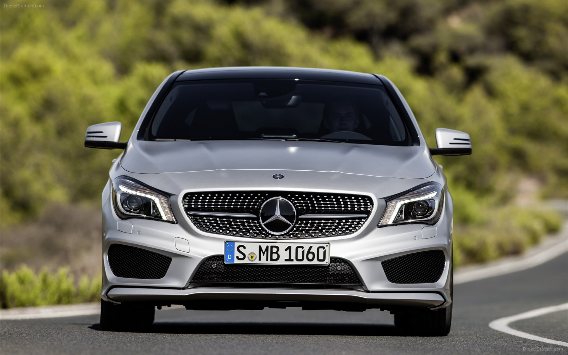 Mercedes Benz CLA 2014