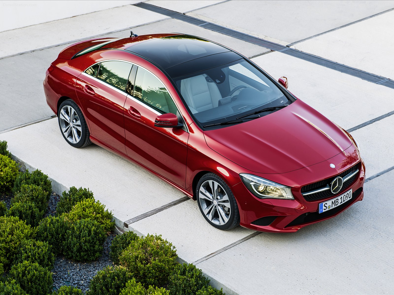 Mercedes Benz CLA Class 2014